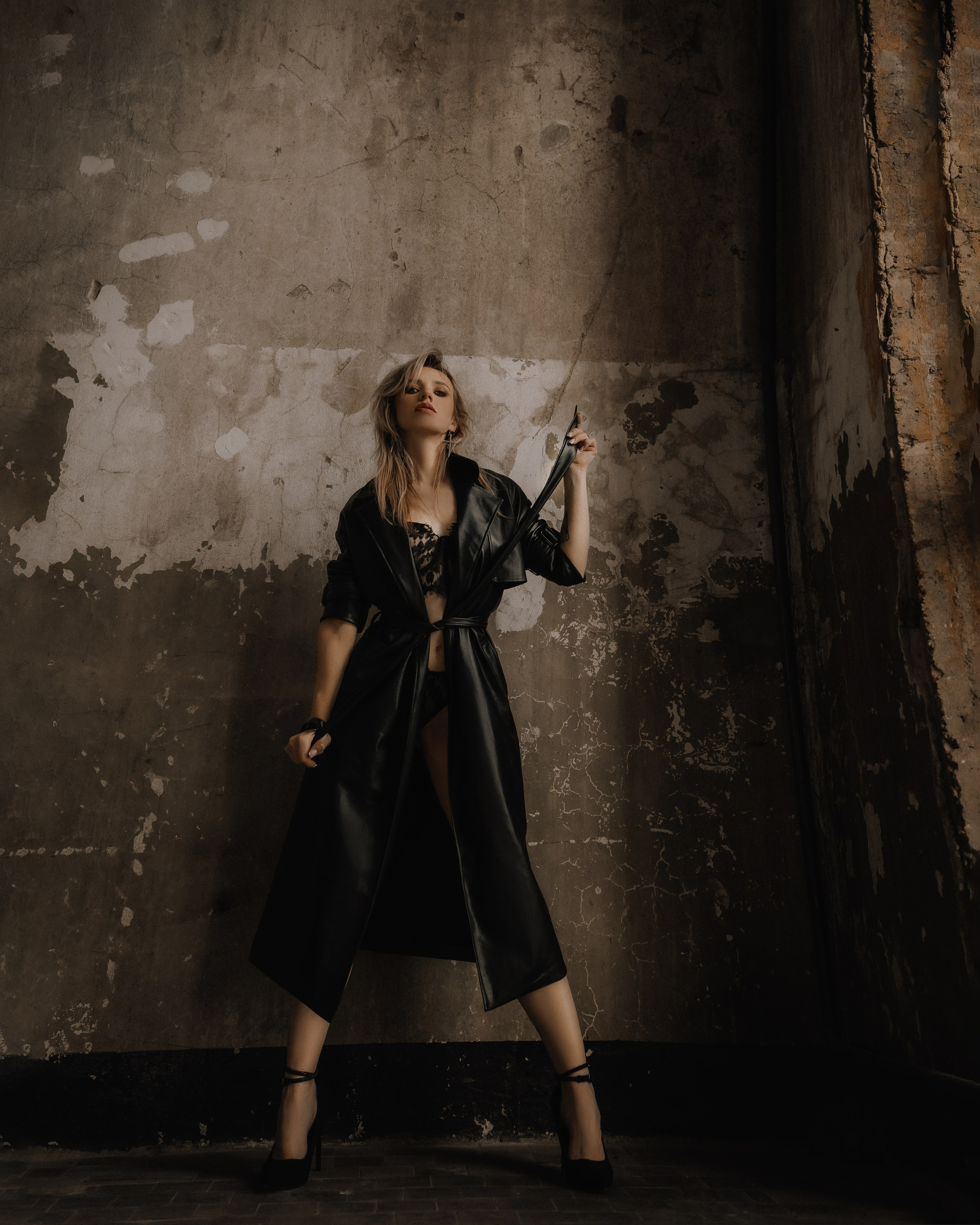 Портфолио — Женский портрет — фотограф Анастасия Инвиш. Эротическая фотосессия в стилю ню в Москве — заказать ню фотосессию от 19 800 руб!