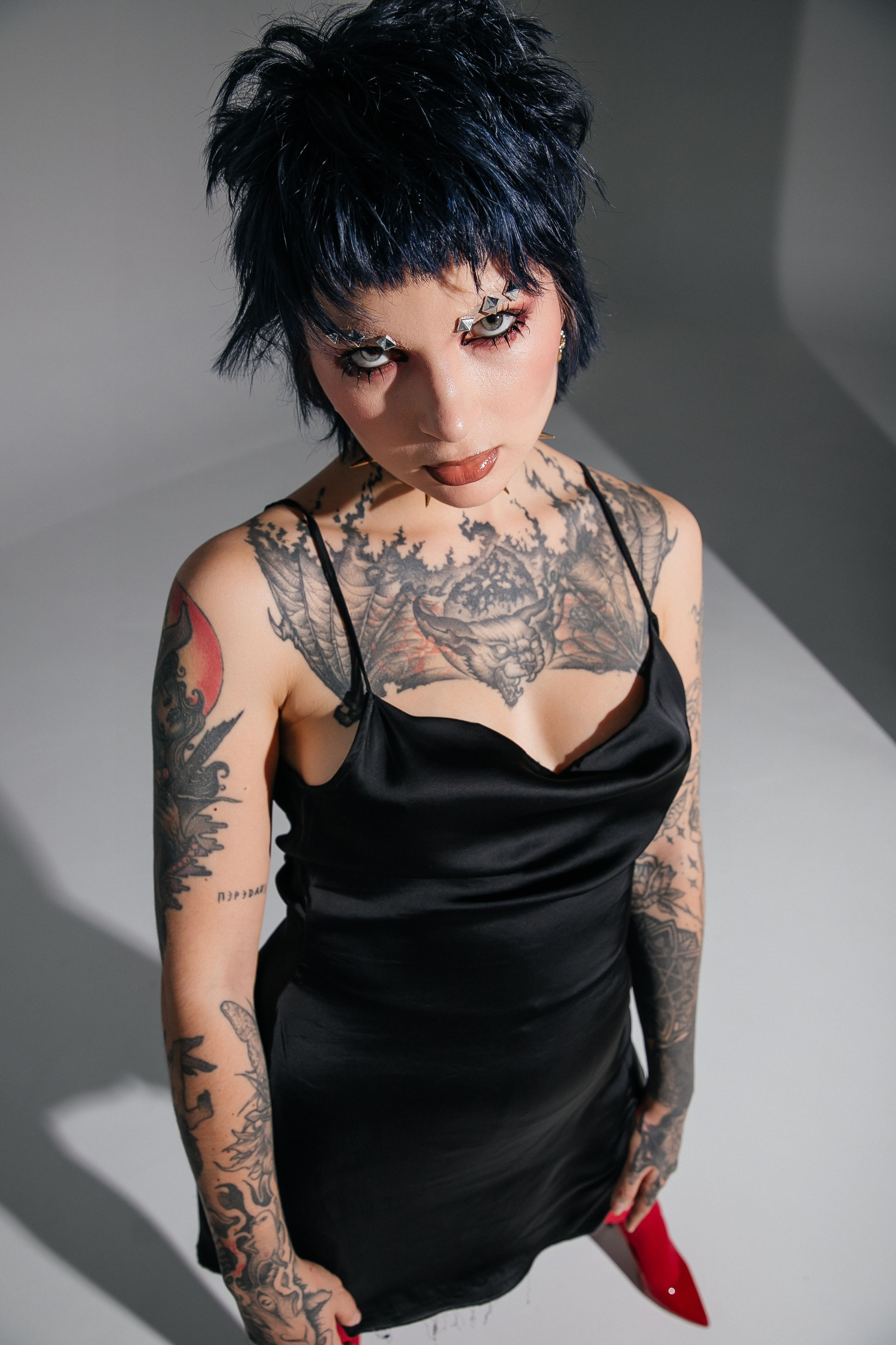 Фотосессия в студии с телевизорами. Свадебный фотограф в Москве Элина Ларченкова. Фото, которые цепляют