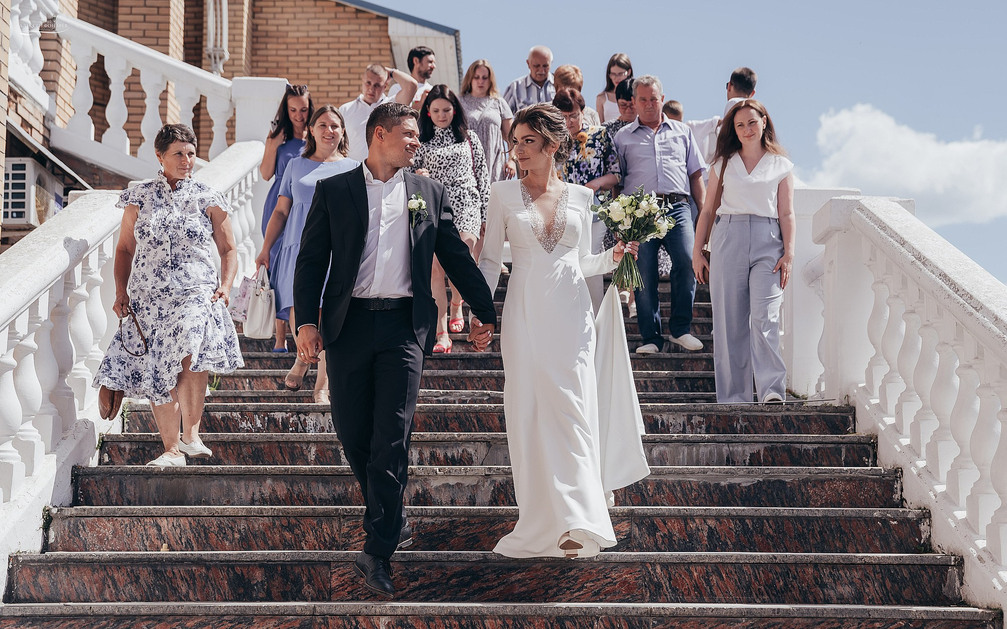 Свадебная фотосессия красивой пары. Свадебный фотограф в Дубне Алексей Фонарёв