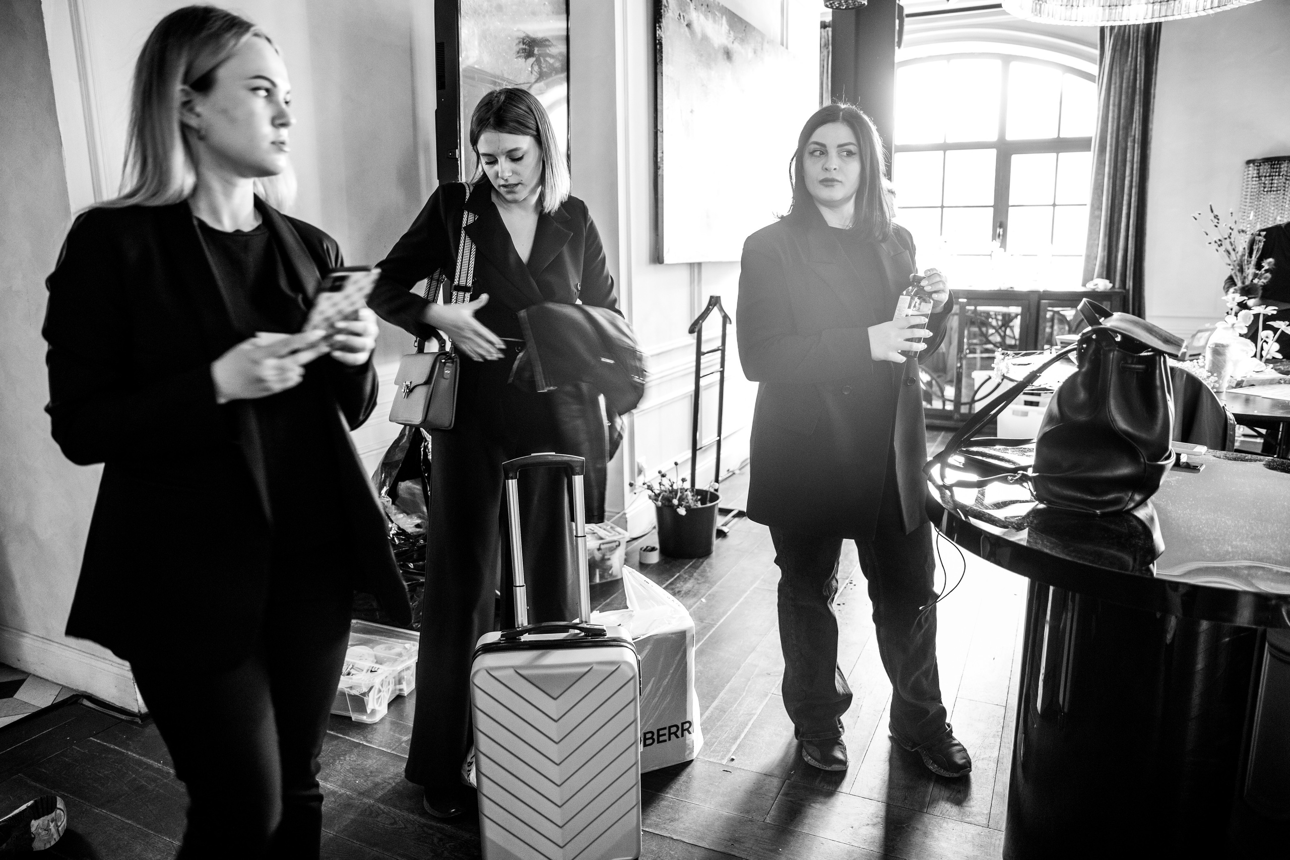 Backstage со свадьбы в ресторане Modus. Свадебный фотограф в Москве Элина Ларченкова. Фото, которые цепляют