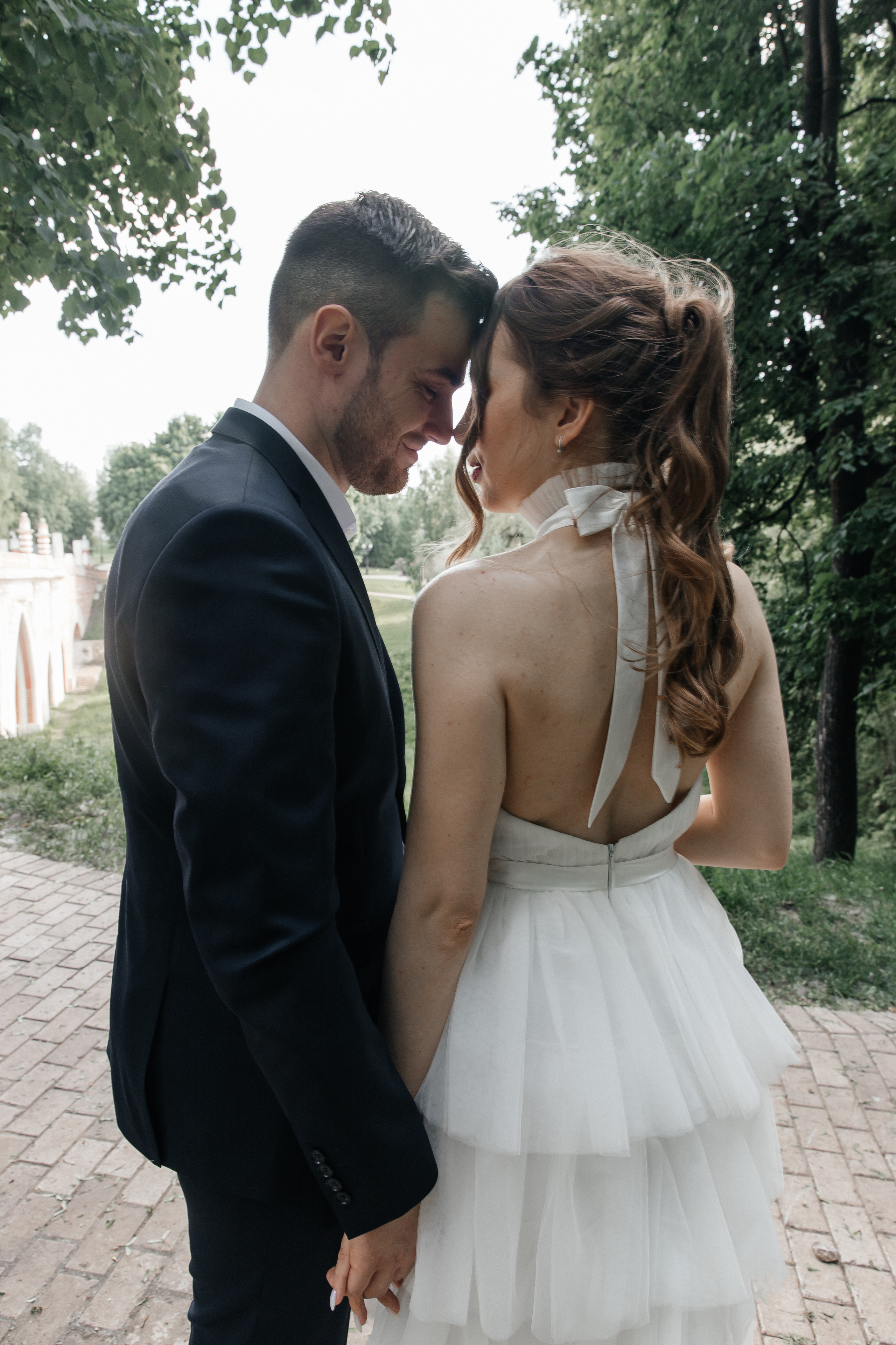 Свадьба в Царицыно. Свадебный фотограф в Москве Элина Ларченкова. Фото, которые цепляют