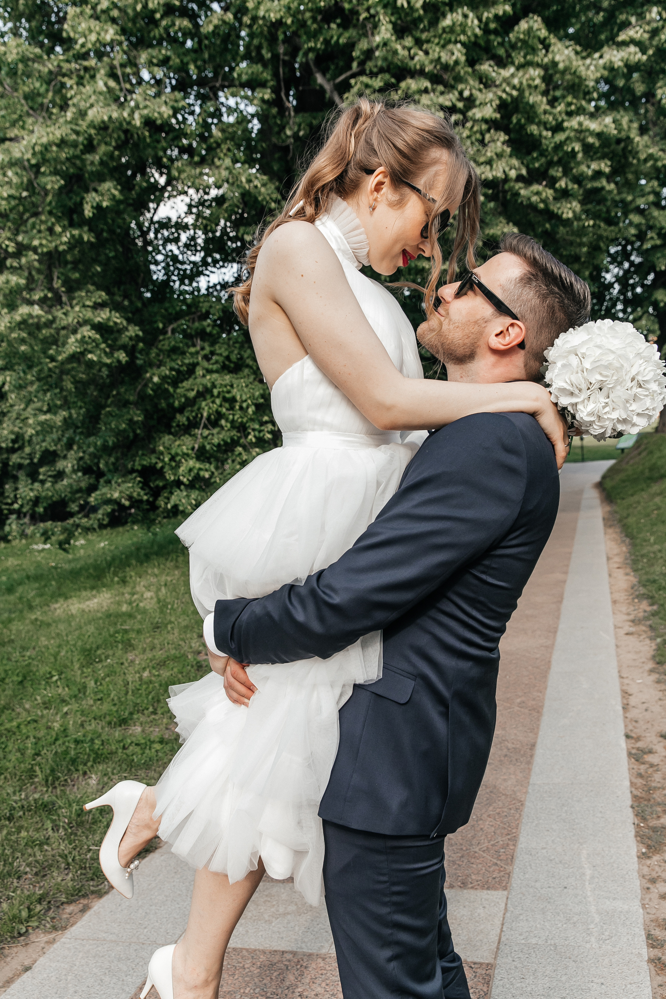 Свадьба в Царицыно. Свадебный фотограф в Москве Элина Ларченкова. Фото, которые цепляют