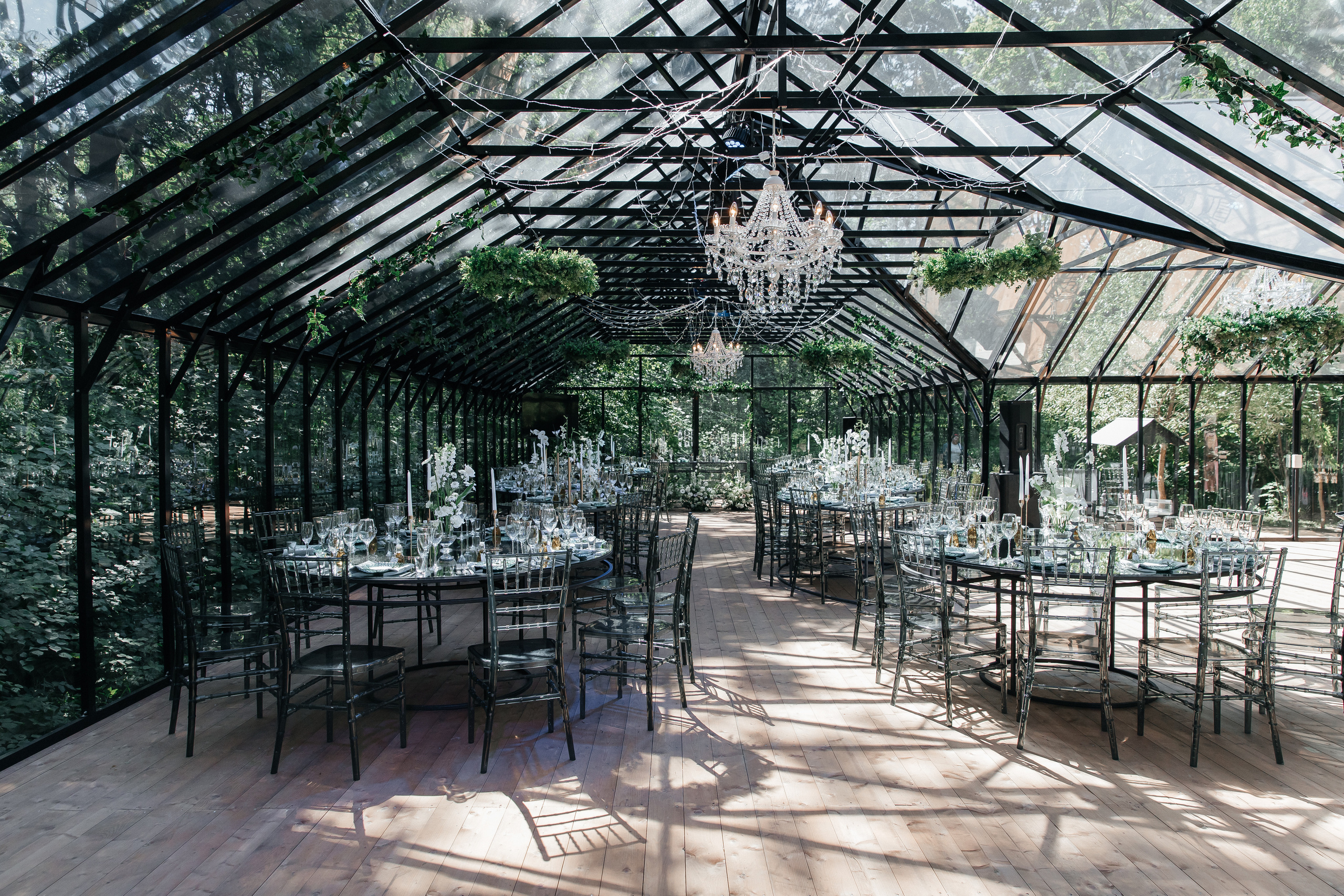 Свадьба в оранжерее