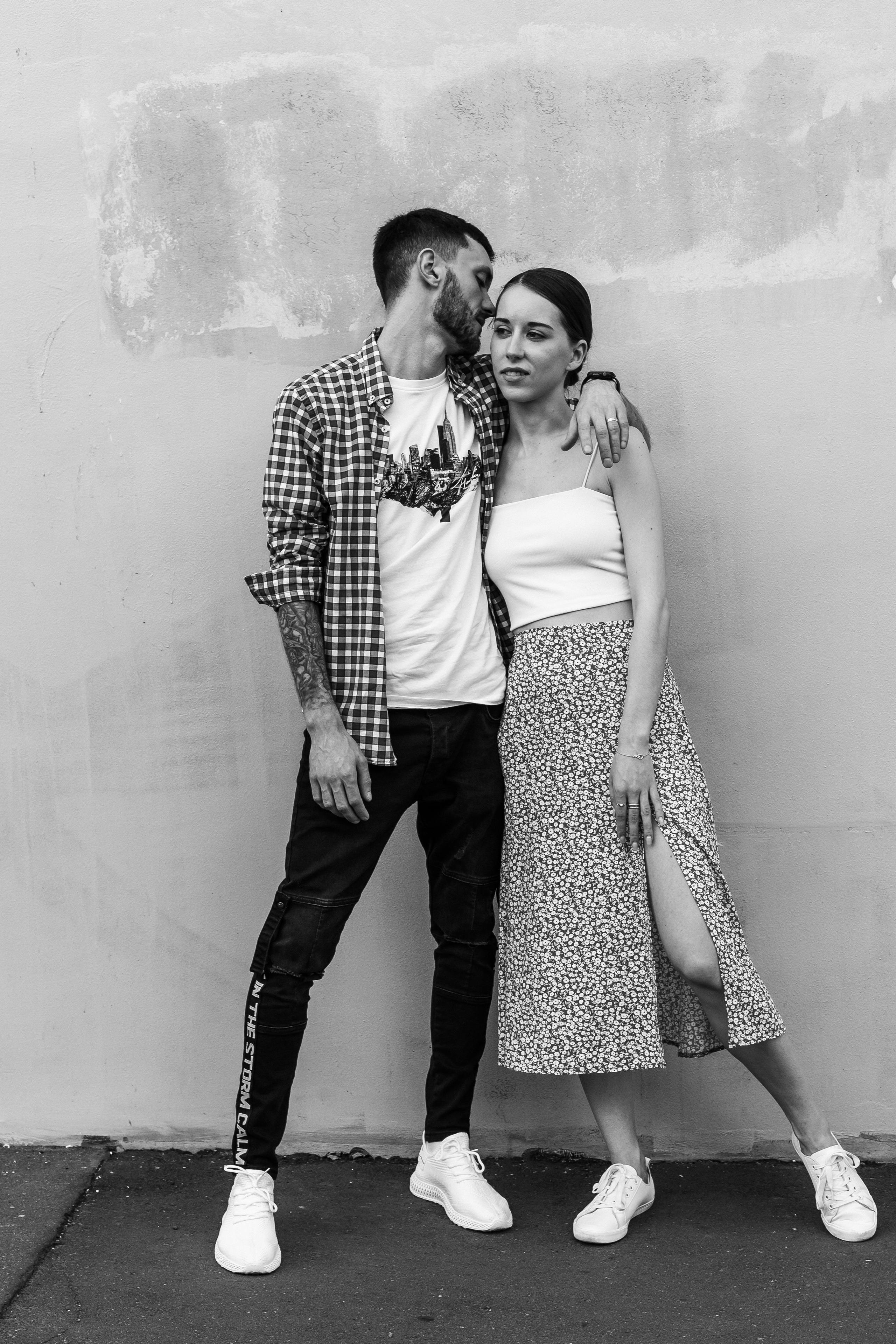 Lovestory фотосессия на улице. Свадебный фотограф в Москве Элина Ларченкова. Фото, которые цепляют