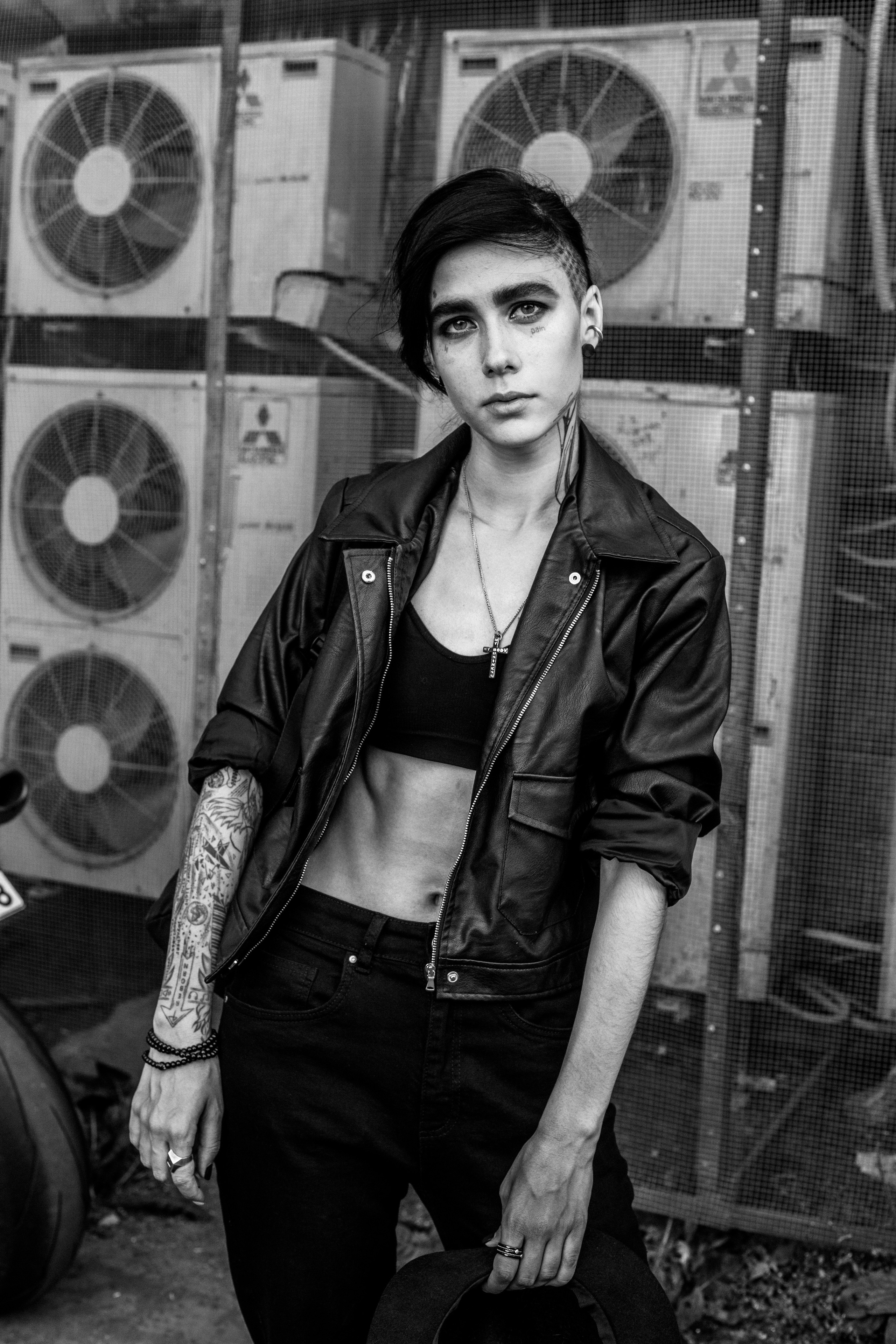 Женский портрет, уличная фотосессия на трехгорной мануфактуре. Свадебный фотограф в Москве Элина Ларченкова. Фото, которые цепляют