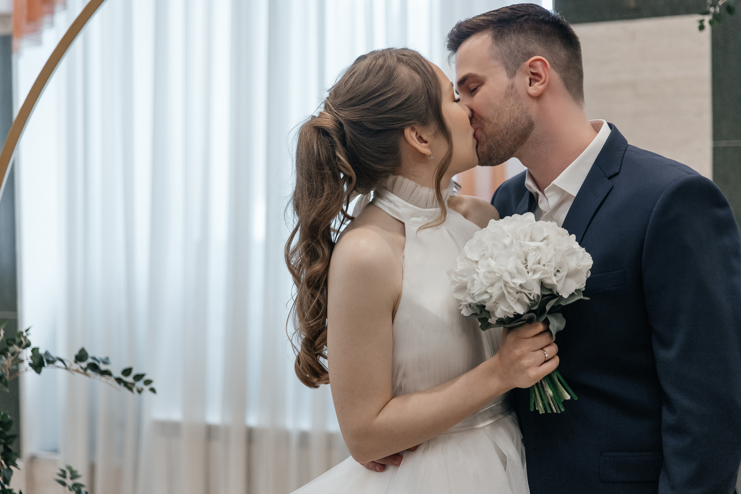 Свадьба в Царицыно. Свадебный фотограф в Москве Элина Ларченкова. Фото, которые цепляют