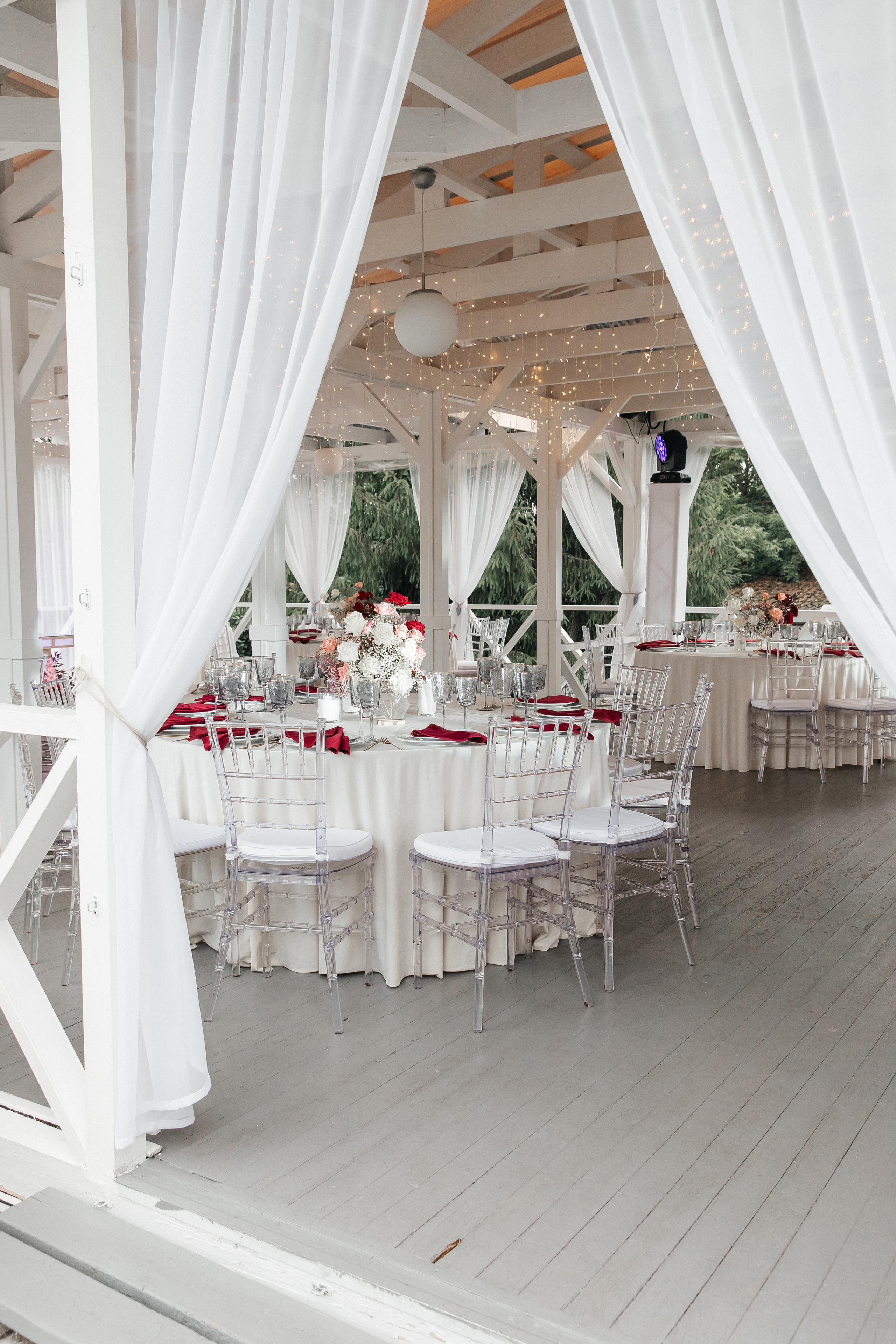 Backstage со свадьбы в загородном ресторане Chez Vero le Club. Свадебный фотограф в Москве Элина Ларченкова. Фото, которые цепляют