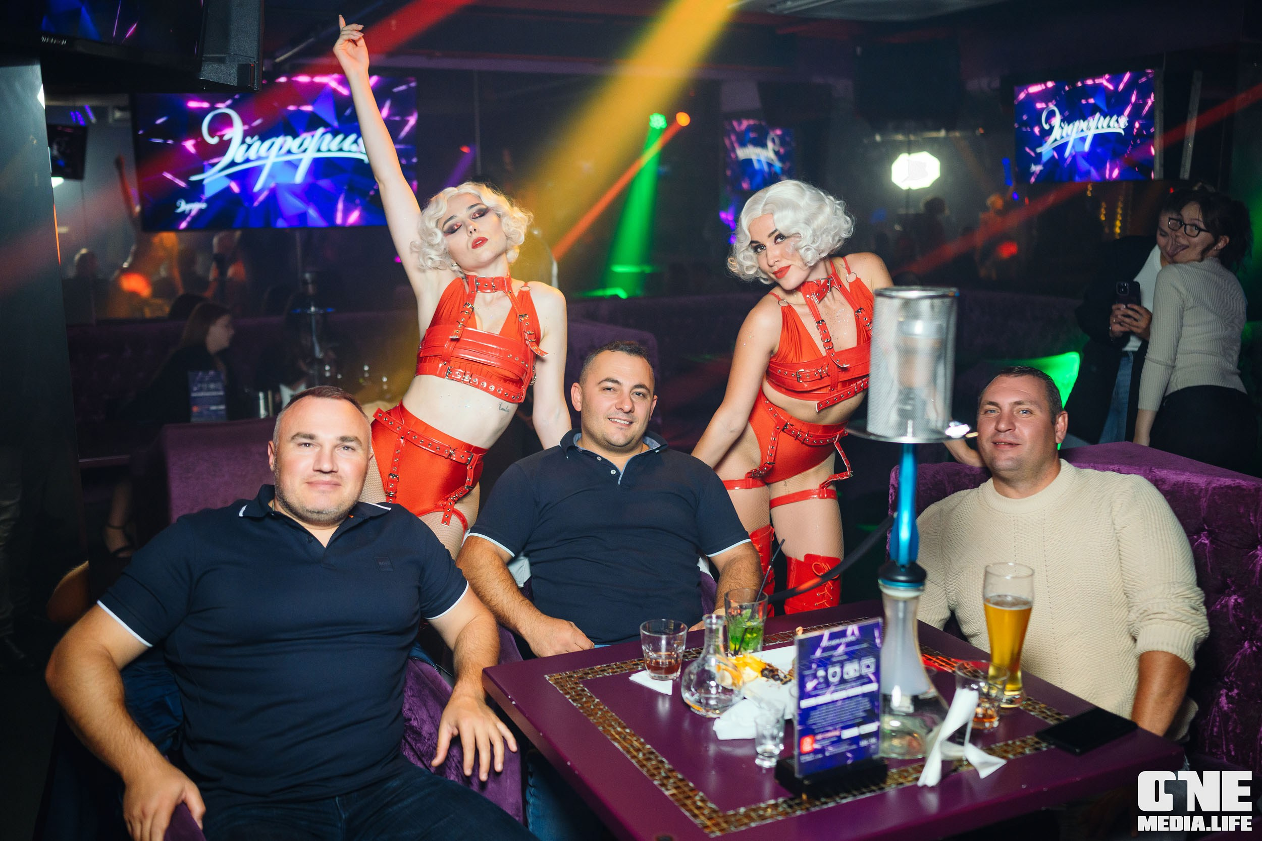 Фоторепортаж из караоке-клуба Эйфория. One Media Life: фоторепортажи, фотоотчеты с мероприятий и заведений