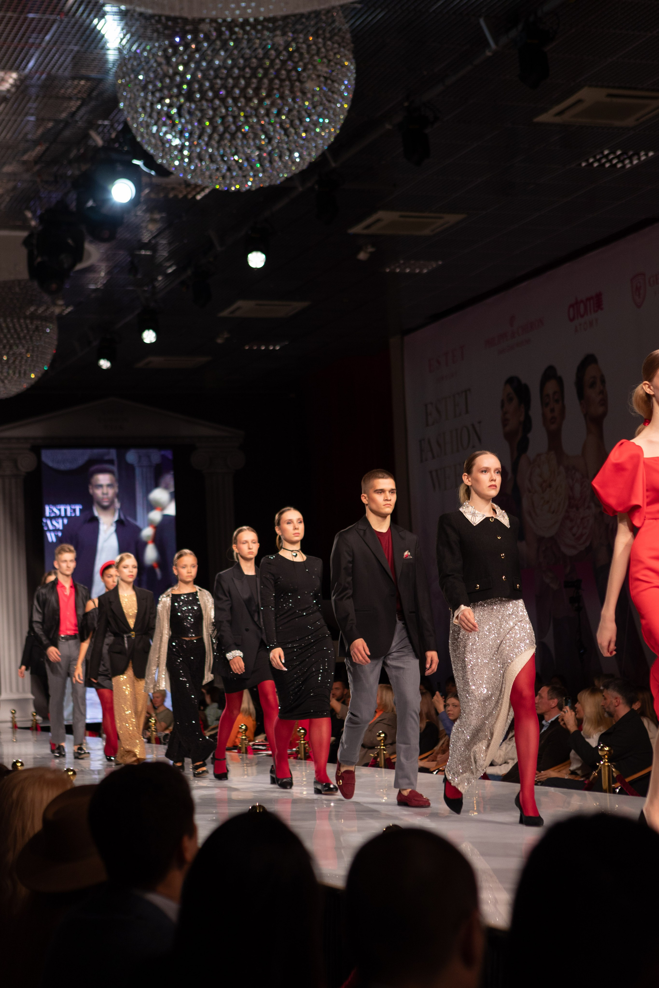 Estet fashion week весна 2024. Торговая сеть Кенгуру.