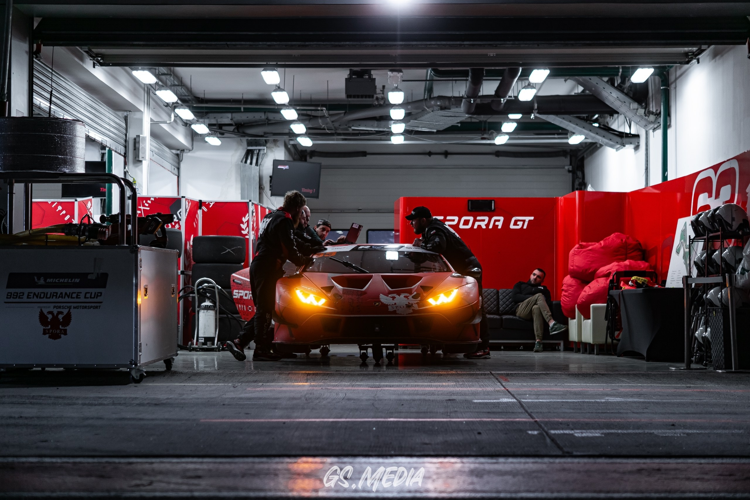 Эндюранс ламборгини гонки на выносливость бокс Moscow Raceway