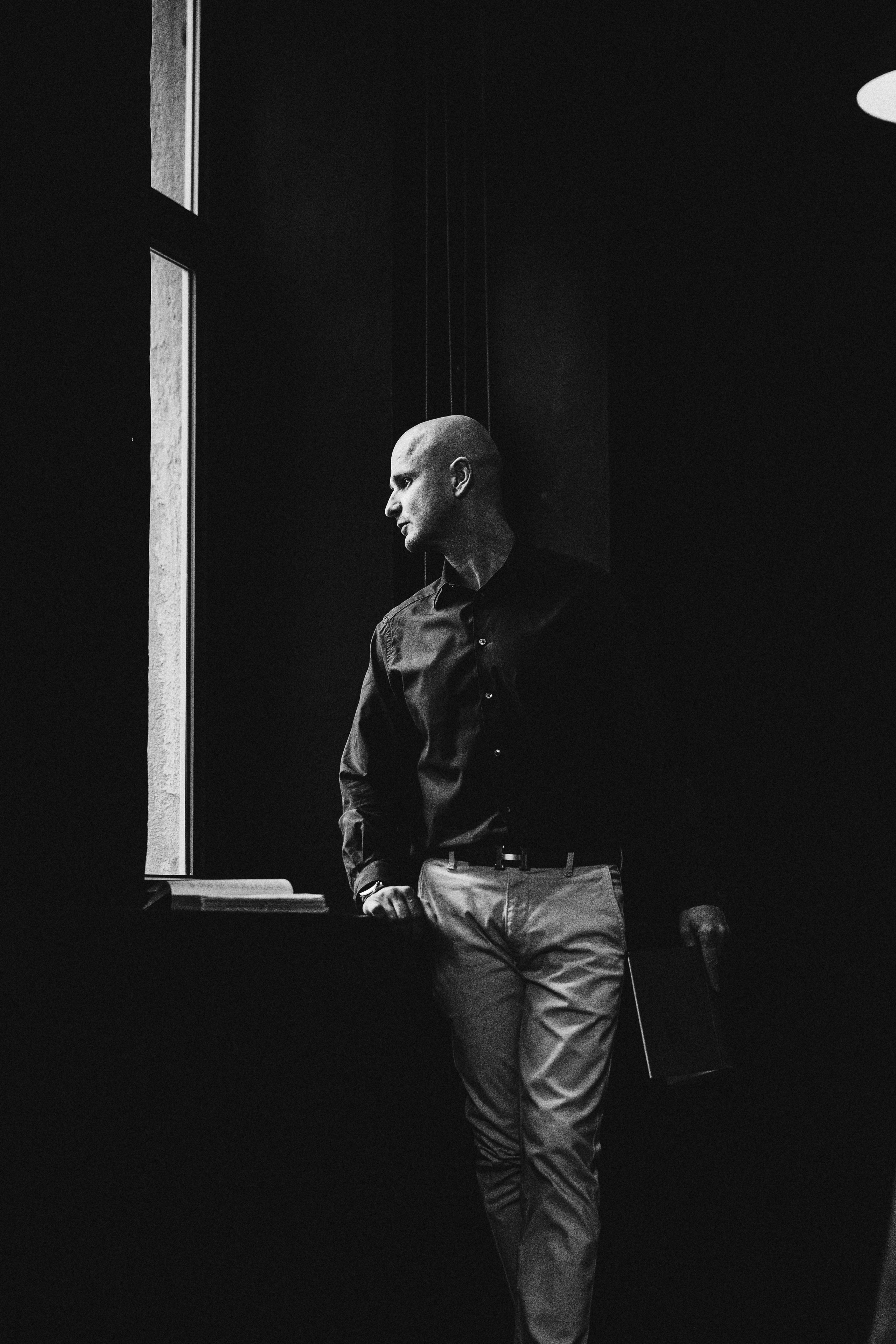 Прайс. Даниил Фреймон — первый мужской фотограф в городе Алматы