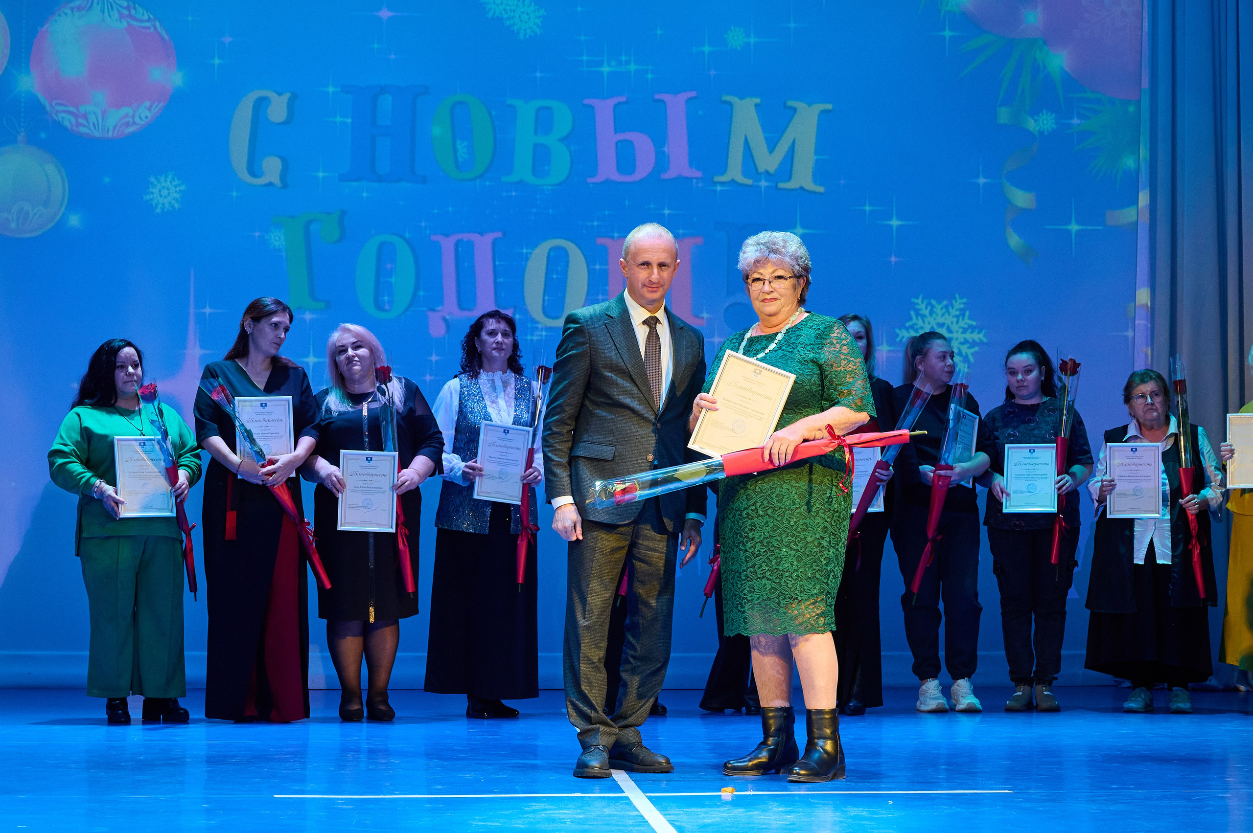 Коцерт НГ В ДК Марьина Роща. Жизнь курорта Кабардинка в фотографиях