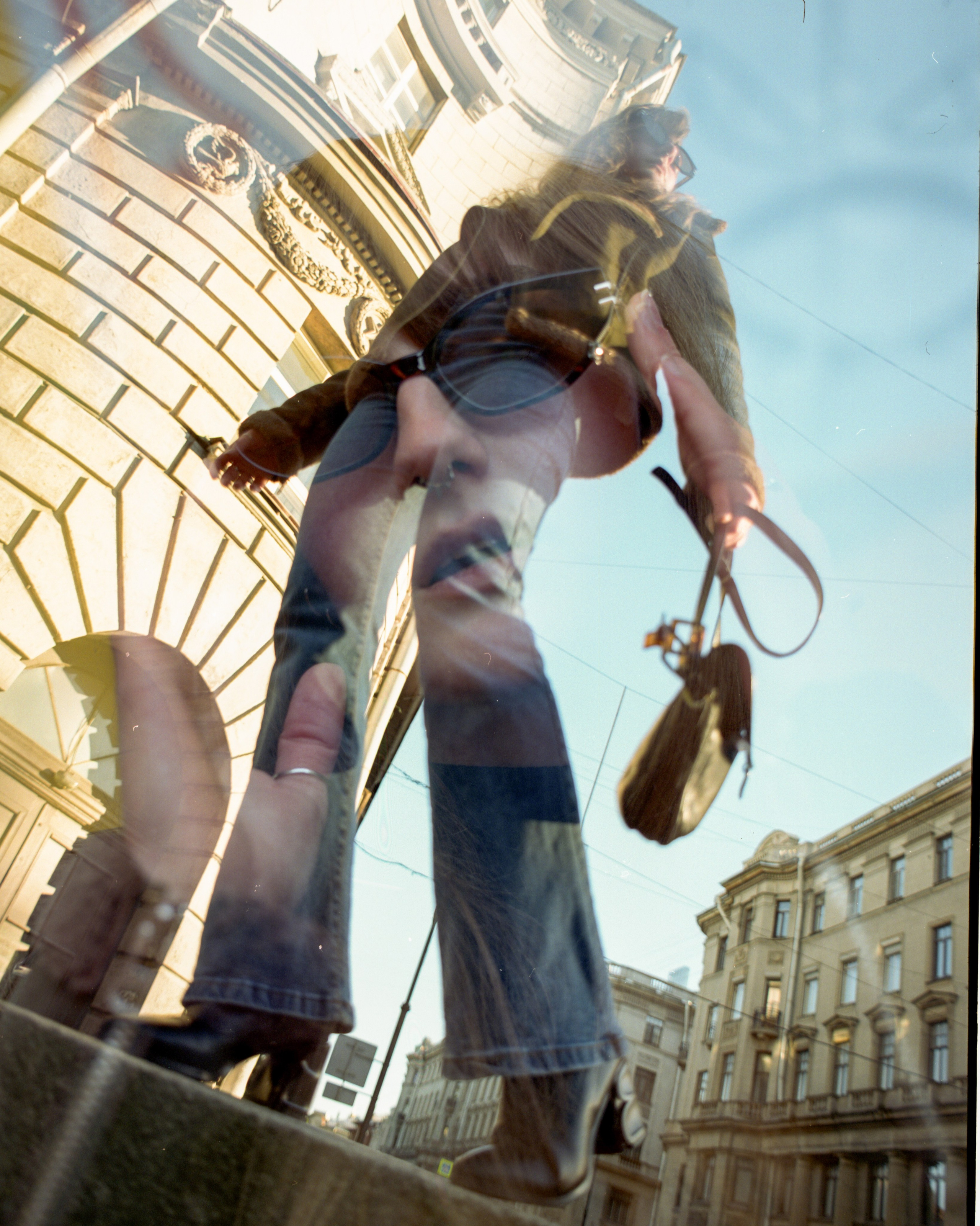 Даша и осенний город. Фотосессия на большую плёночную камеру Mamiya RB67. Илья Михачёв Фотограф ПРО людей