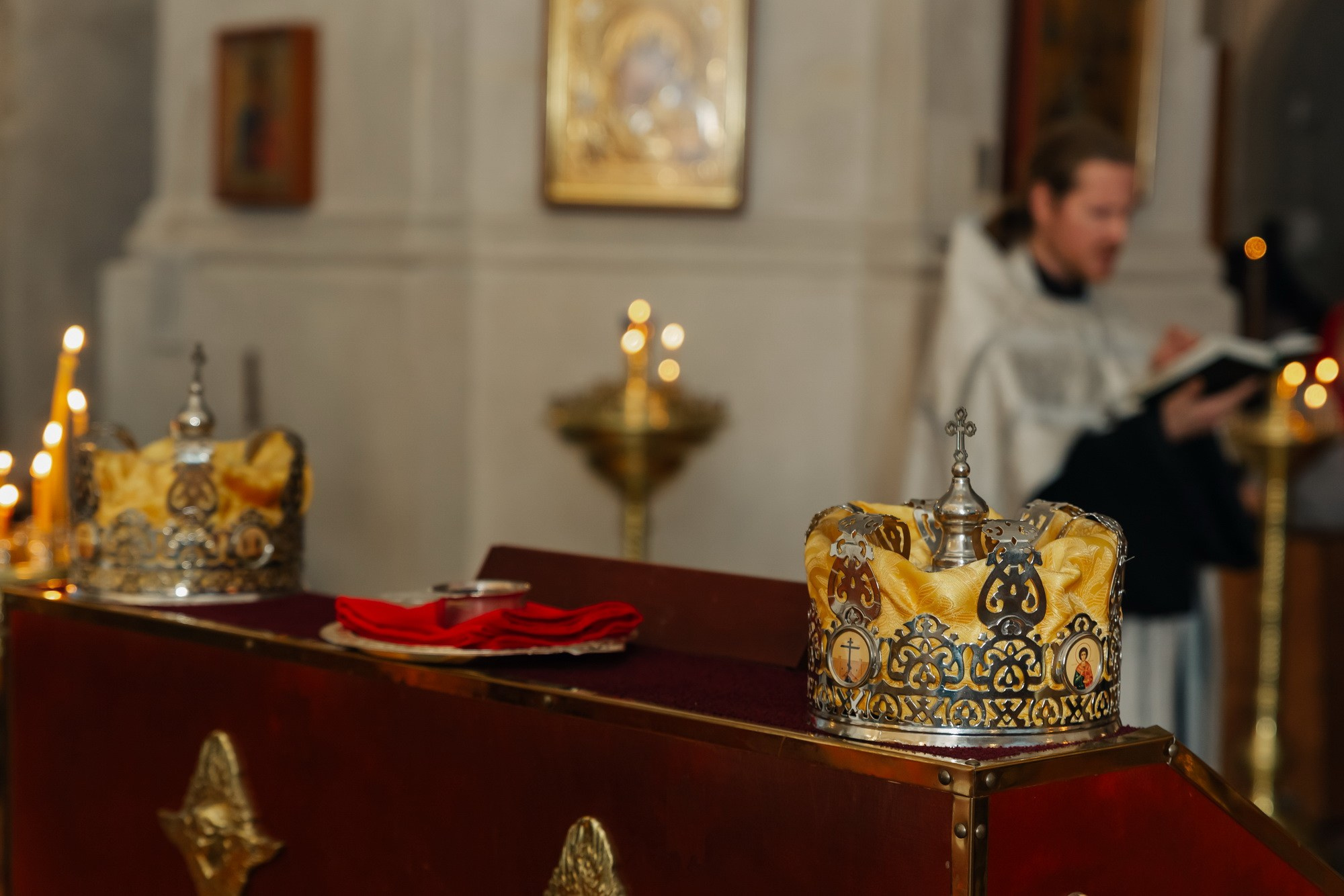 Венчание Храм Покрова Пресвятой Богородицы на Боровой, где провести камерное венчание, стоимость венчания в Венчание Храм Покрова Пресвятой Богородицы на Боровой СПб, лучшие церкви для венчания