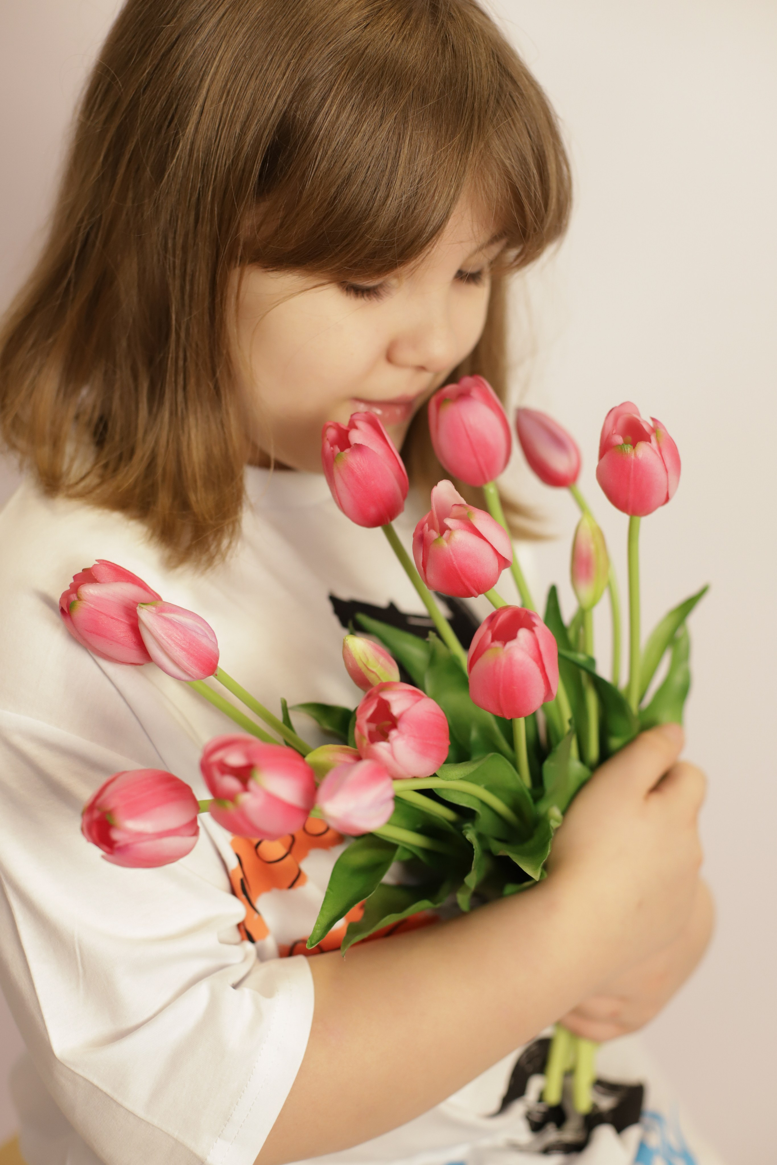 Подружки с цветами. Весна. Диана Николаева — фотограф город Балашиха