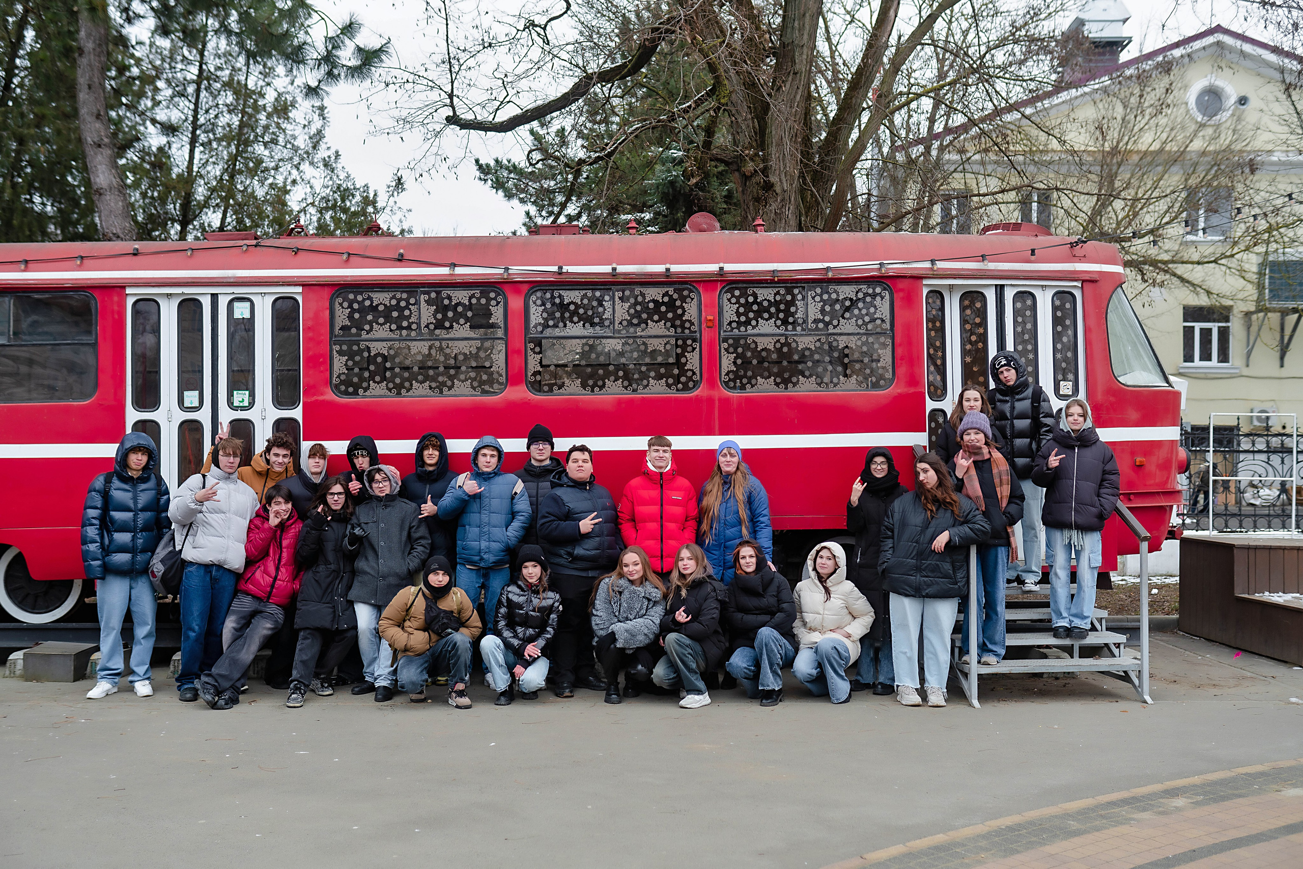Выпускные (школьные) альбомы (книги) в Ростове-на-Дону. Современные Выпускные Альбомы в Ростове-на-Дону