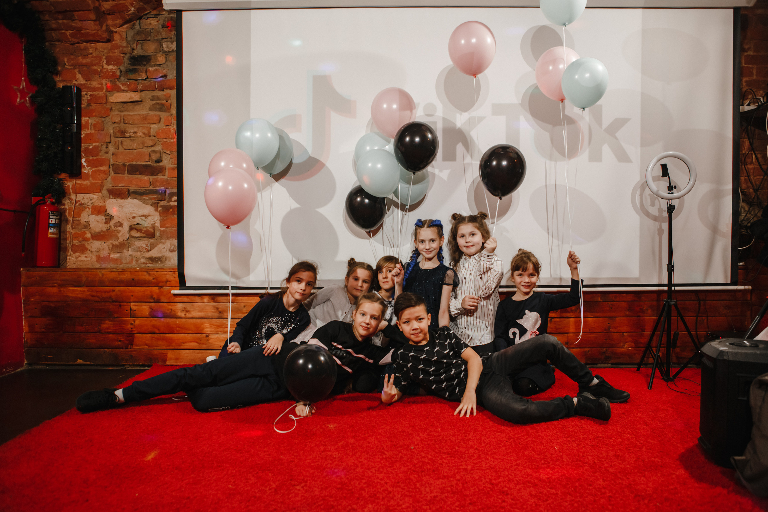 День рождения Алисы. Tik-Tok шоу. Galina and Nikita Bykovets, a wedding photographer and videographer duo in Germany