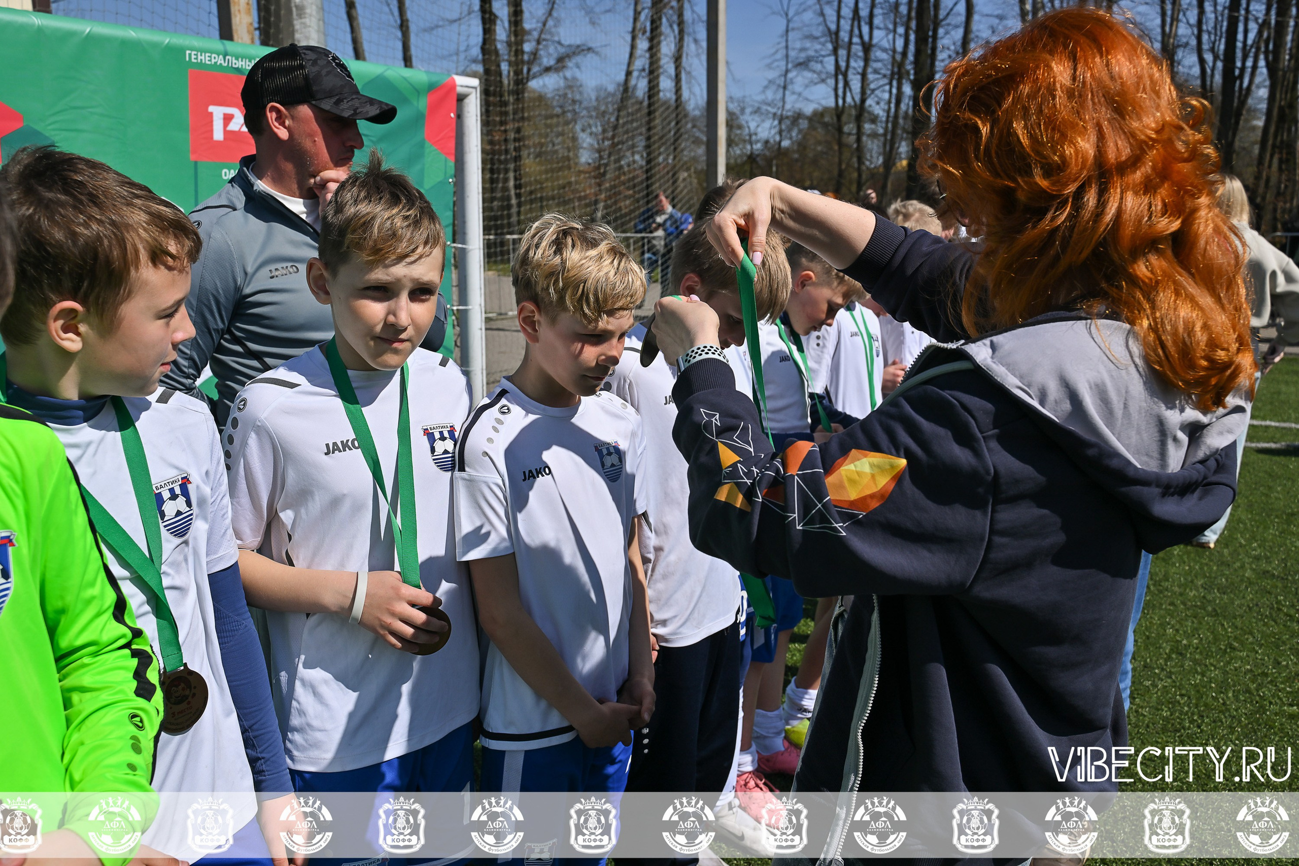 XIX Всероссийского футбольного турнира Локобол 2025 РЖД. VIBECITY.RU Вайб Сити Ру Фоторепортажи Фотоотчеты Калининград