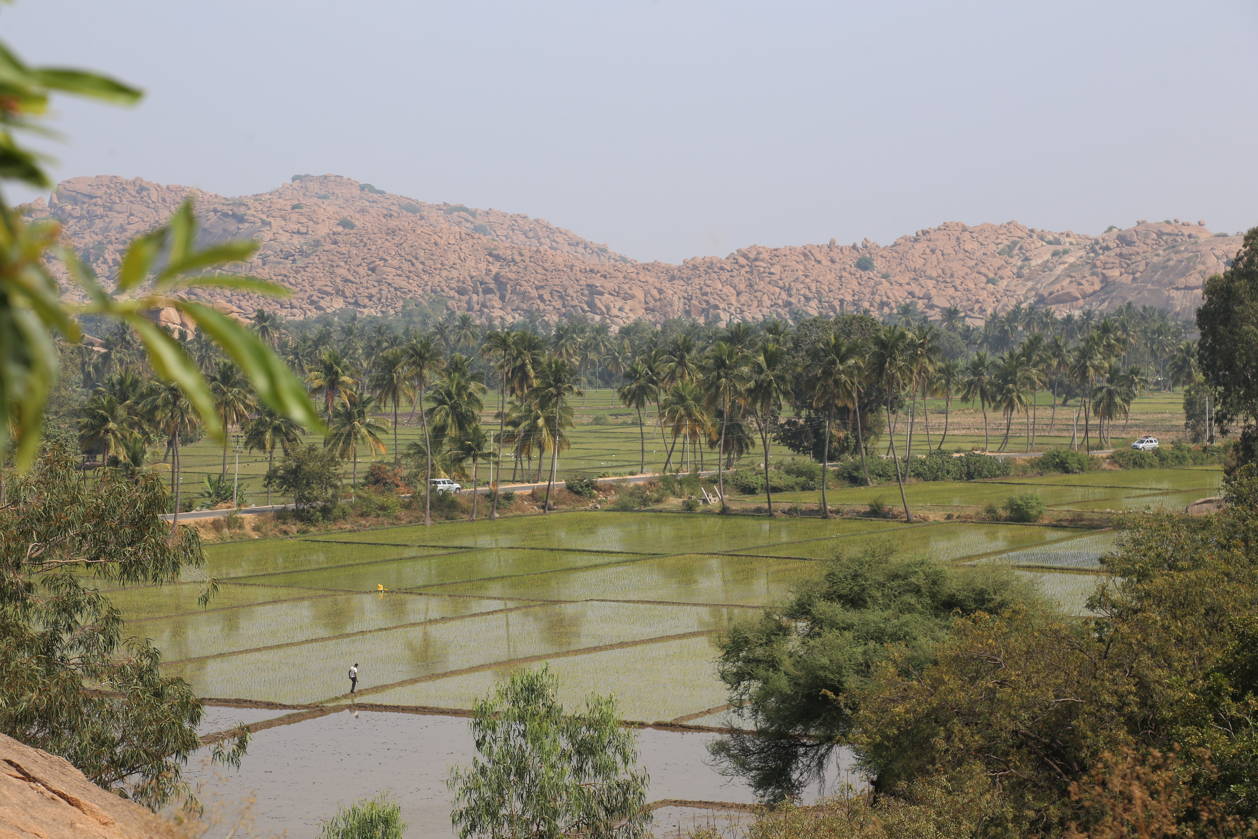 Хампи — деревня посреди руин Виджаянагара. Индия. Фотограф Юля Постнова