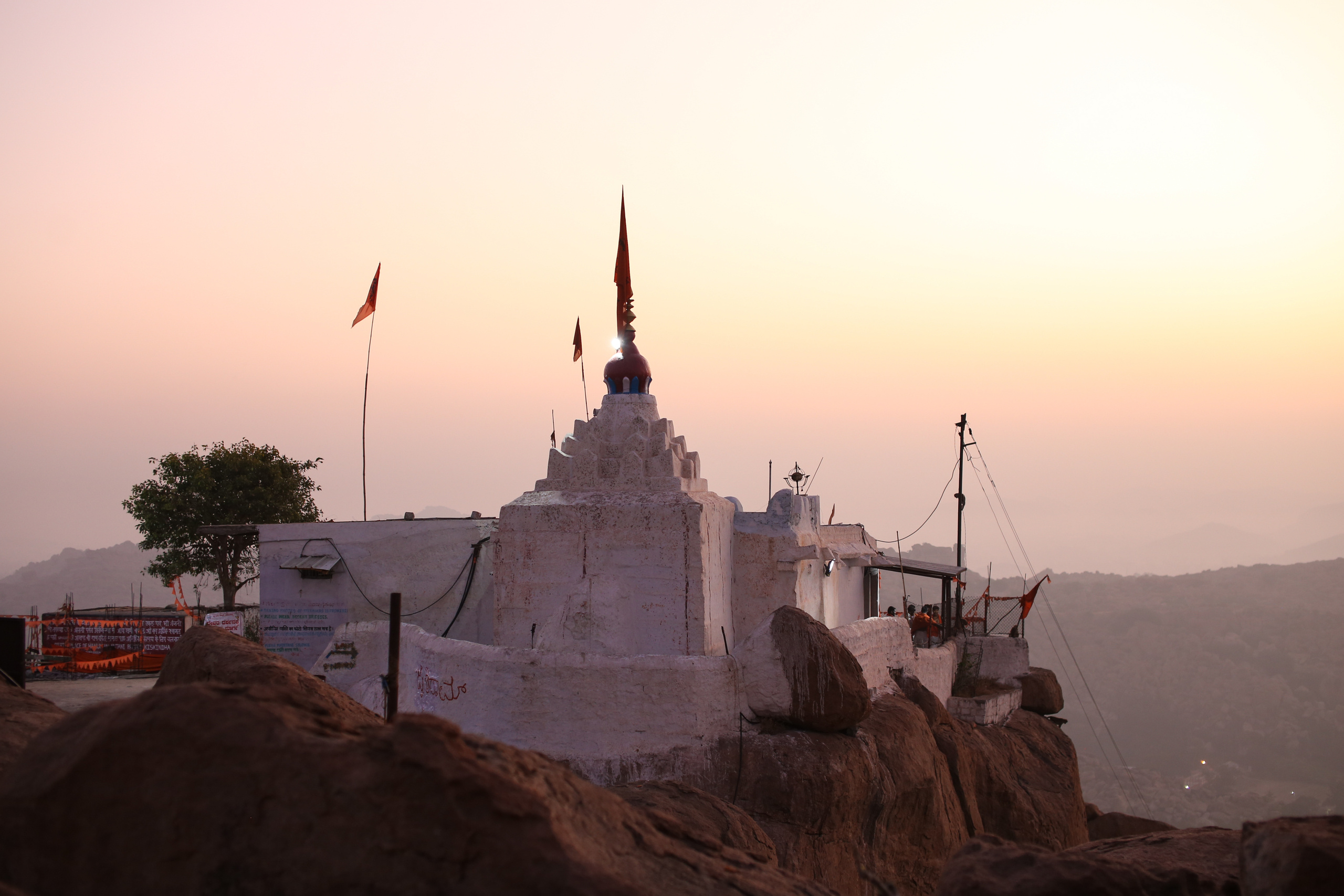 Хампи — деревня посреди руин Виджаянагара. Индия. Фотограф Юля Постнова