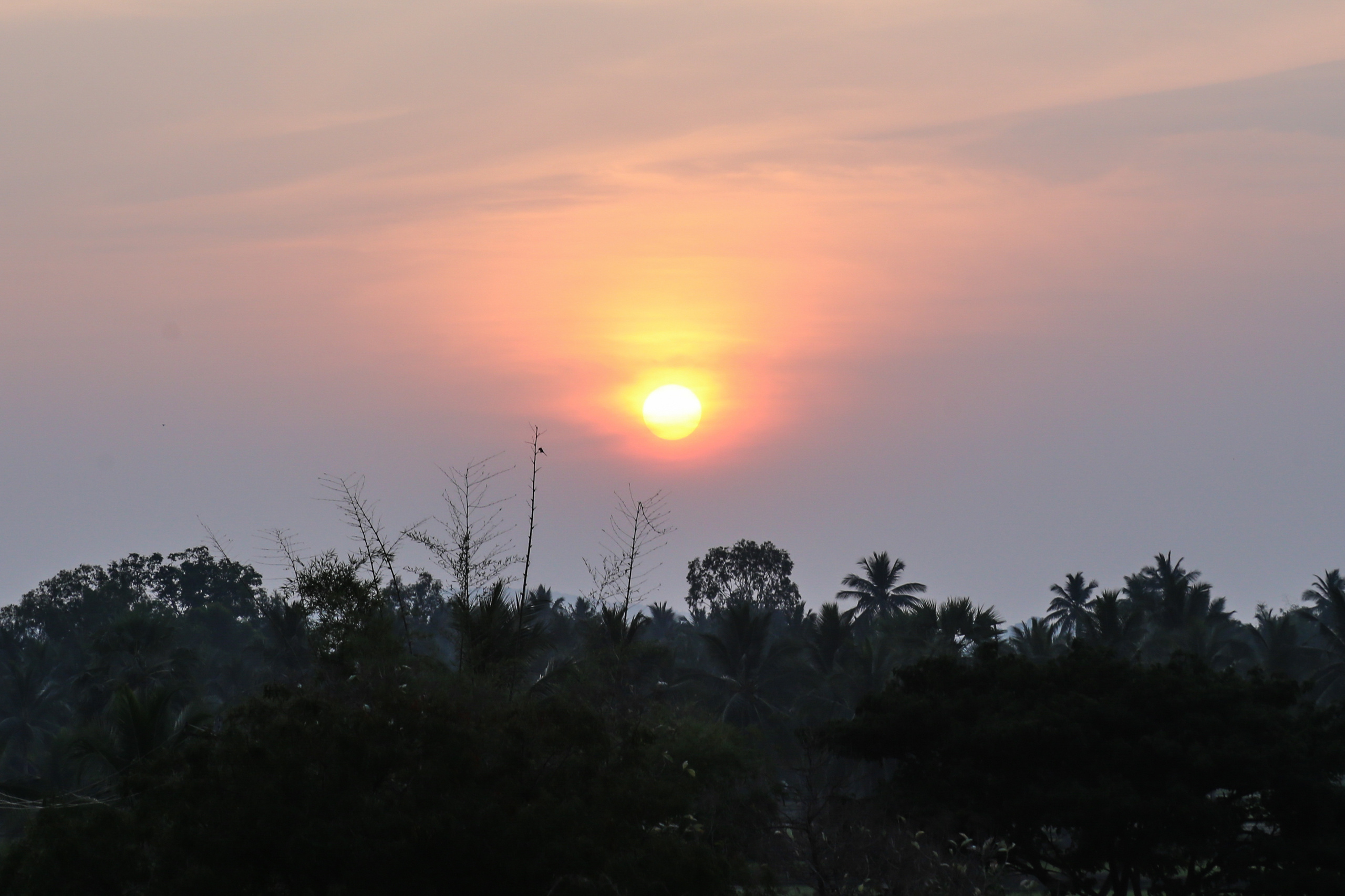 Хампи — деревня посреди руин Виджаянагара. Индия. Фотограф Юля Постнова