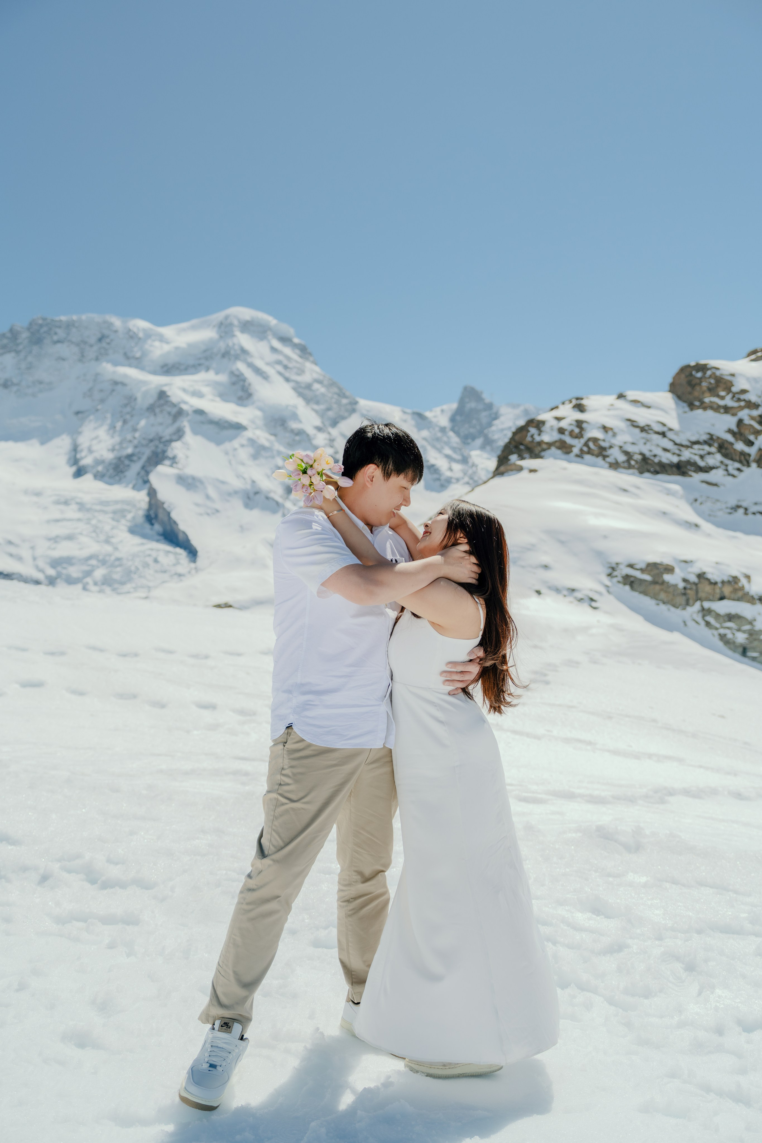 Wedding Photography elopement in Switzerland Europe. Professional Wedding Photographer Geneva & Romande Switzerland | Tanya Creator