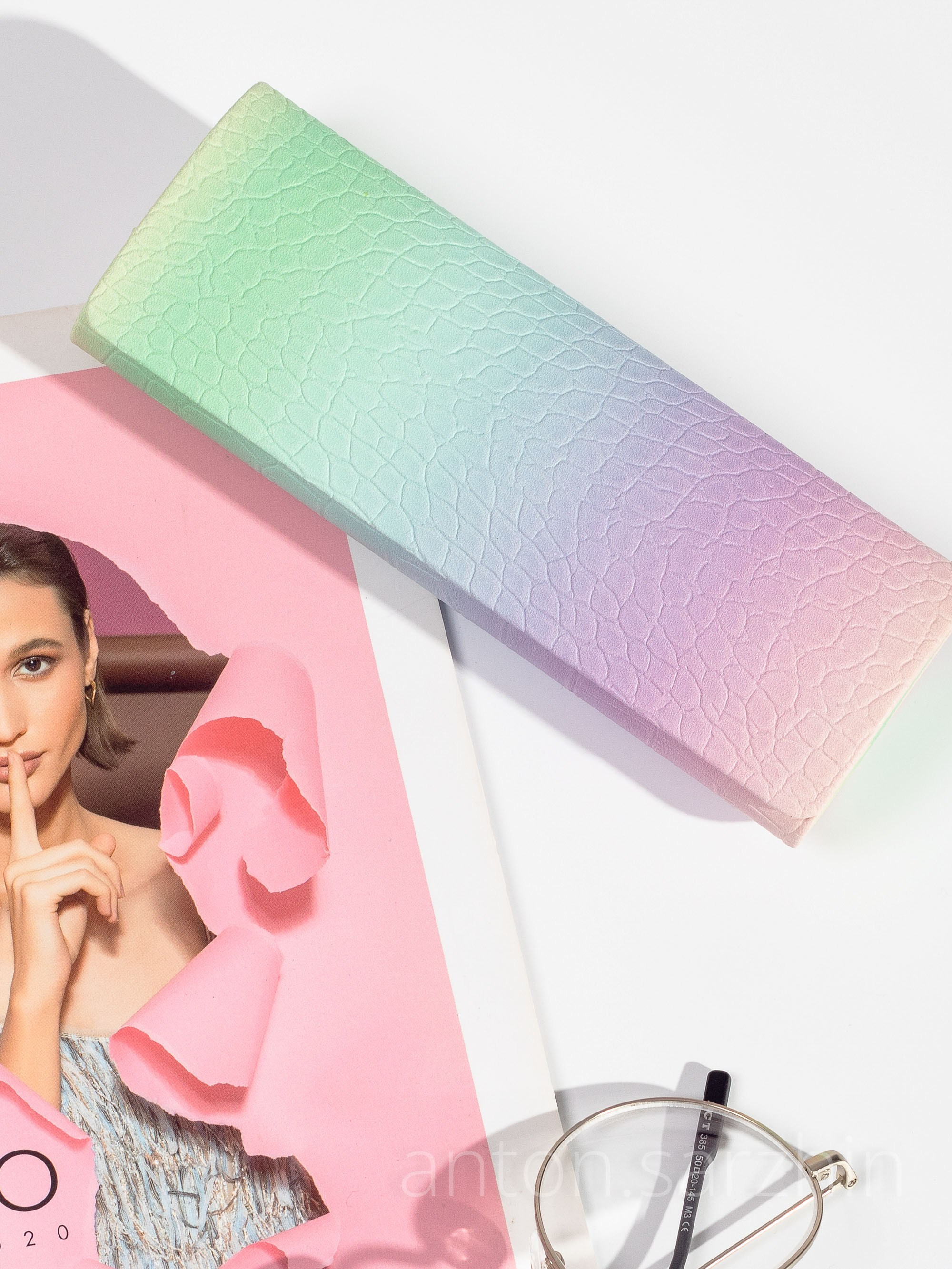 Интерьерное фото чехла для очков