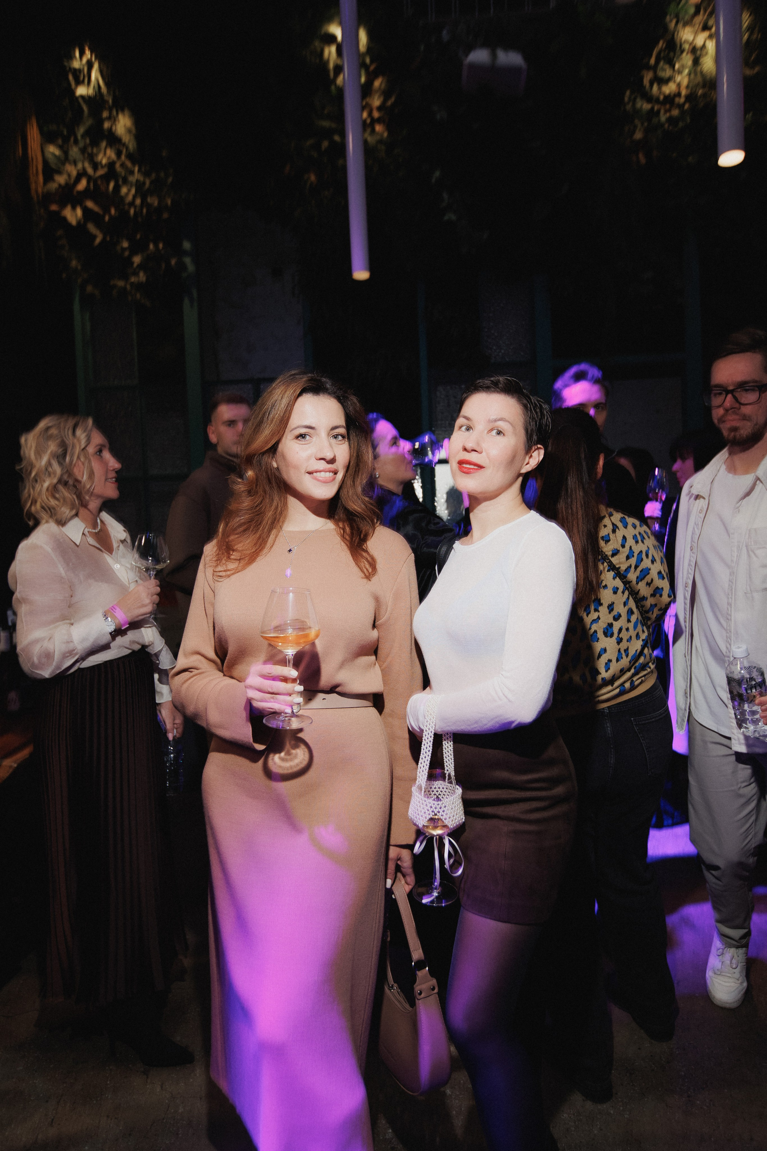 ВИННЫЙ ФЕСТИВАЛЬ. СВОИ. ФОТООТЧЕТЫ-СОБЫТИЯ-МЕСТА