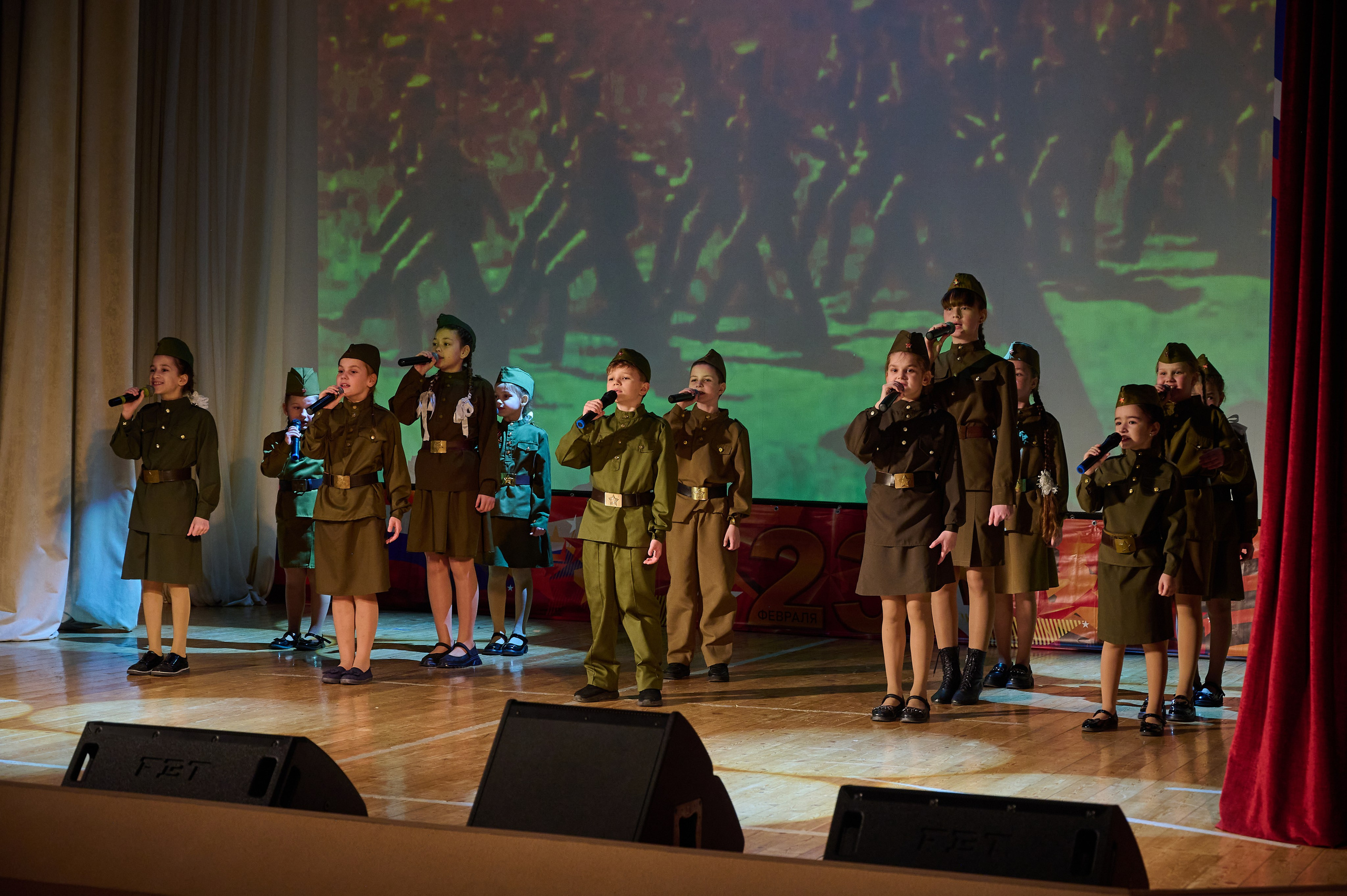 23 февраля в дк Кабардинки. Жизнь курорта Кабардинка в фотографиях