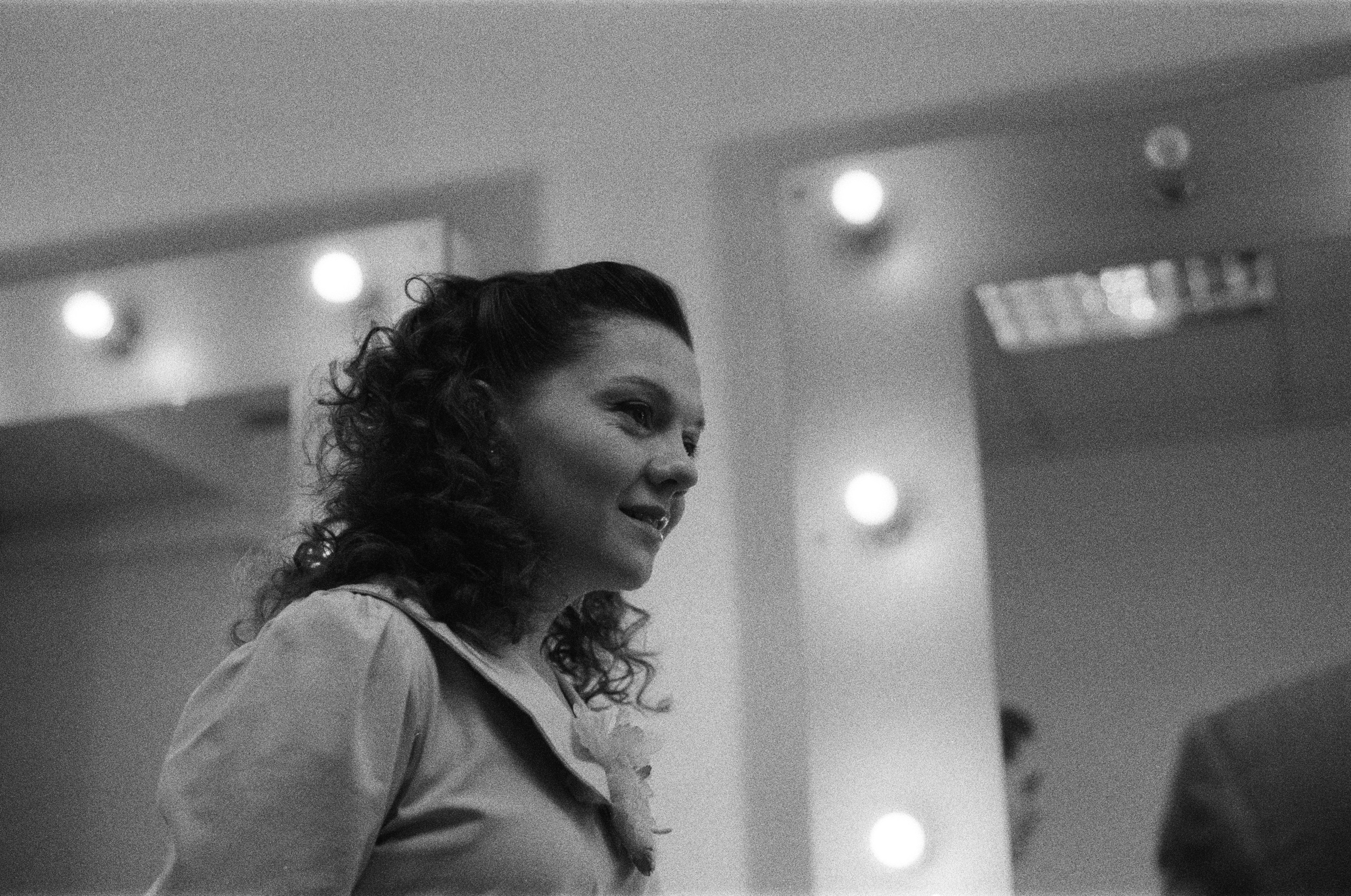 Фотосерия о магии театра и трансформации актёра: грим, костюмы, эмоции и визуальные метаморфозы на пути к сценическому образу. На фото — актёры Театра Стаса Намина и Мастерской Петра Фоменко. Фотограф: Ожерельев Лев