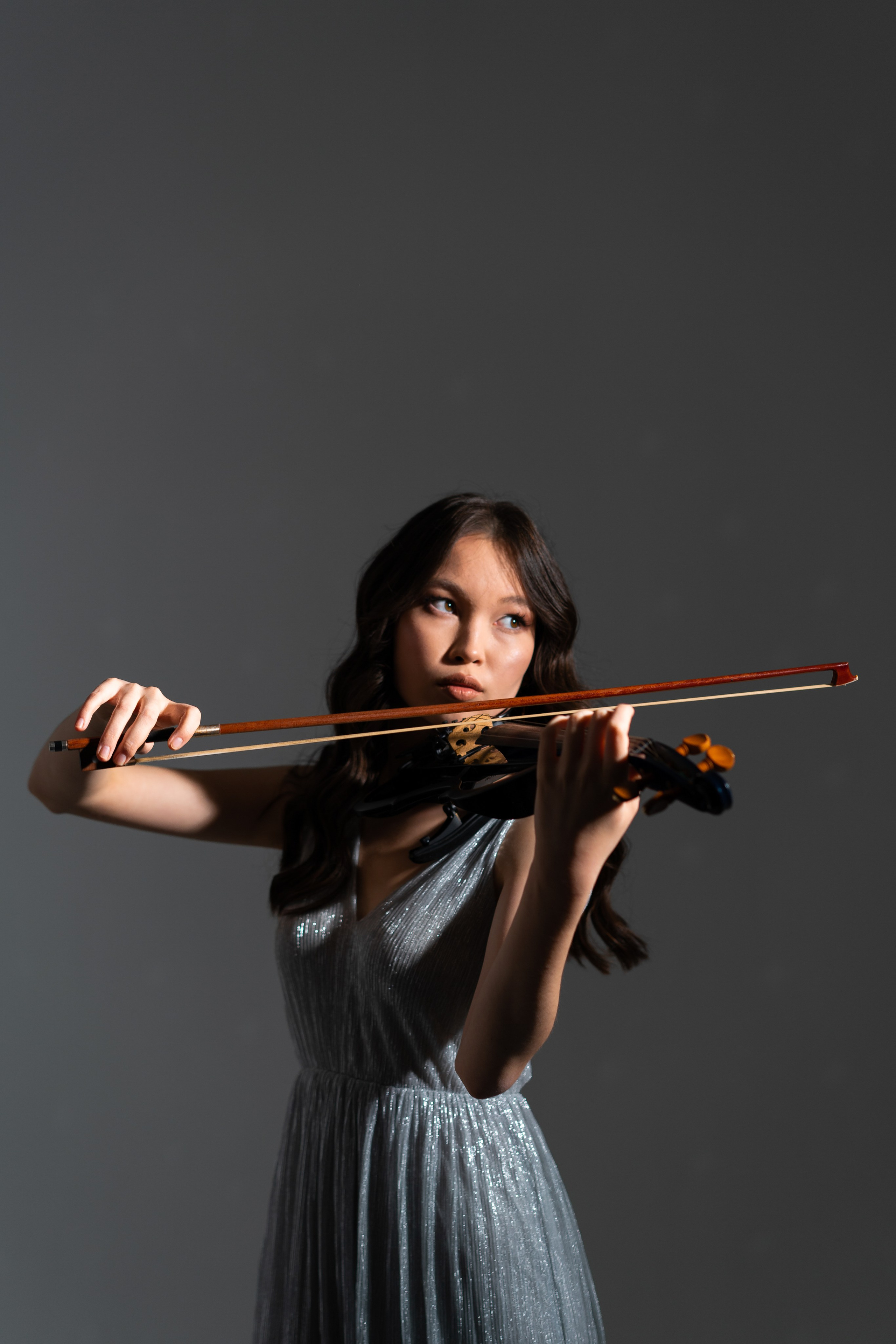 профессиональная фотосессия в Белграде, профессиональная фотосессия в Нови Саде, Нови сад, professional photoshoot Belgrade, Beograd, professional photoshoot Novi Sad, Business portrait, musician portrait, портрет музыканта, скрипачка, скрипка, violin player