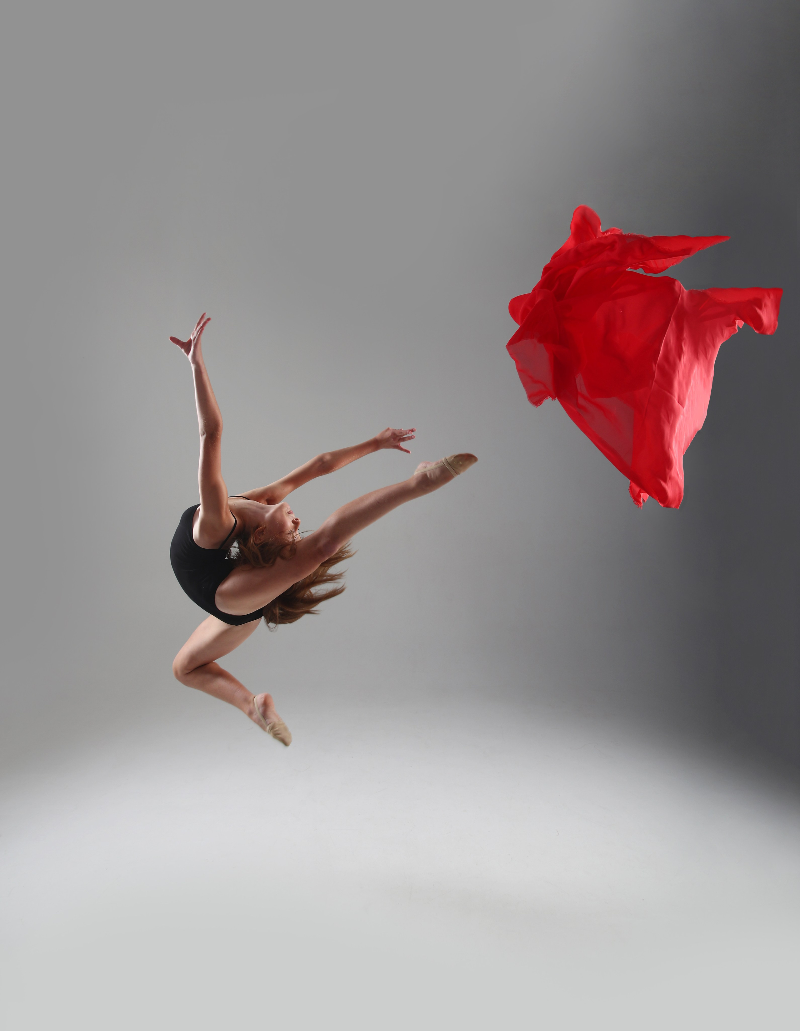 Выездная портретная фотосъёмка спортсменов или спортивная фотосъёмка в фотостудии. Фотограф художественная гимнастика, фигурное катание, Москва и область