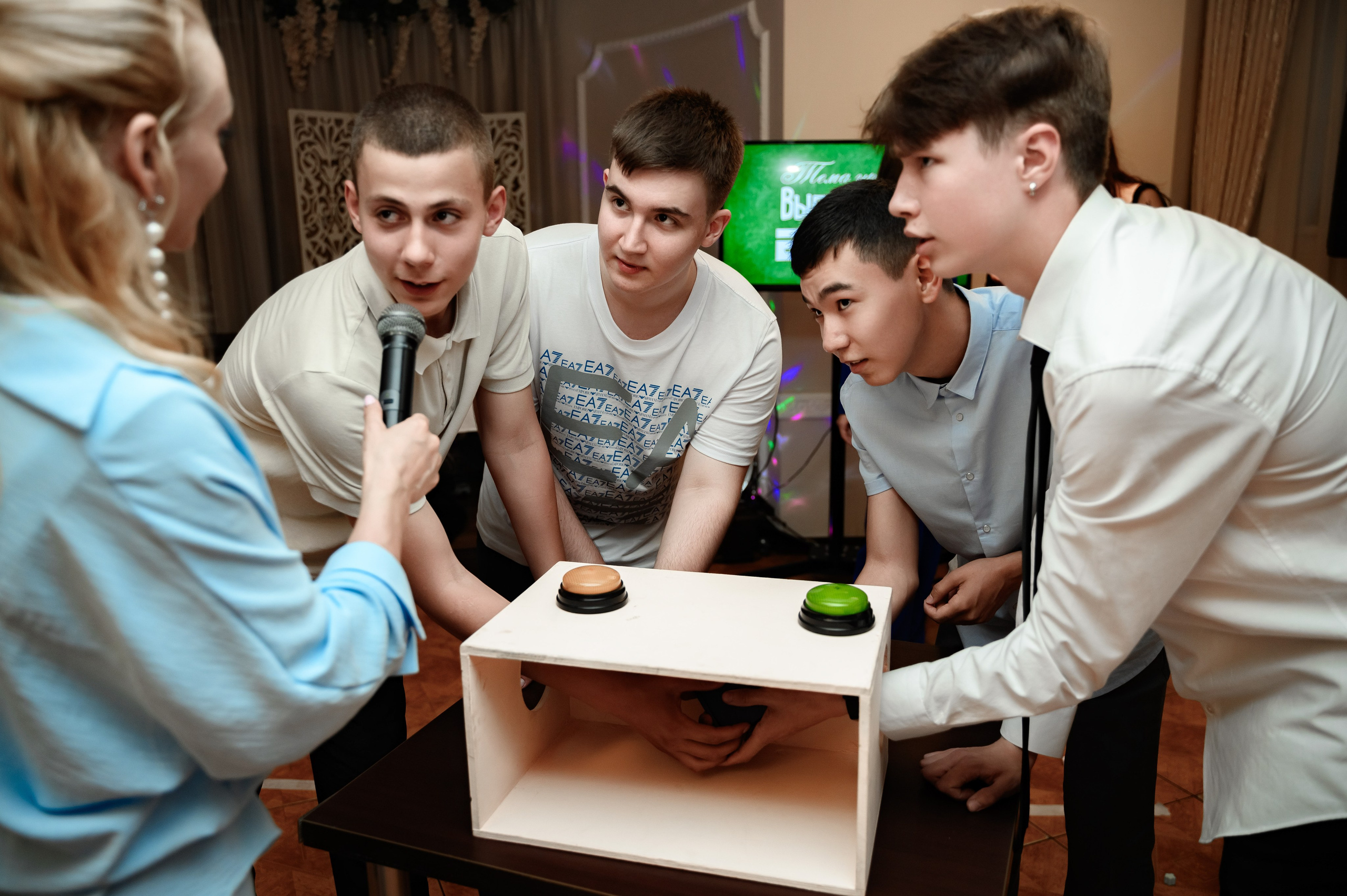 Фотограф на пять часов на выпускной в Санкт-Петербурге.