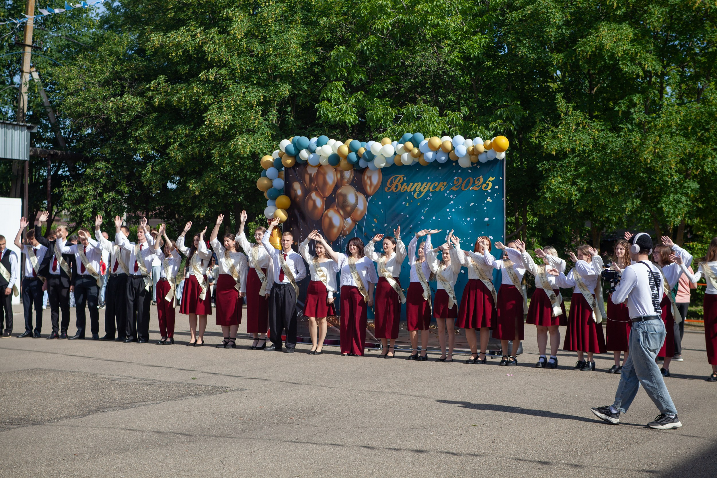 Последний звонок в Десяточке