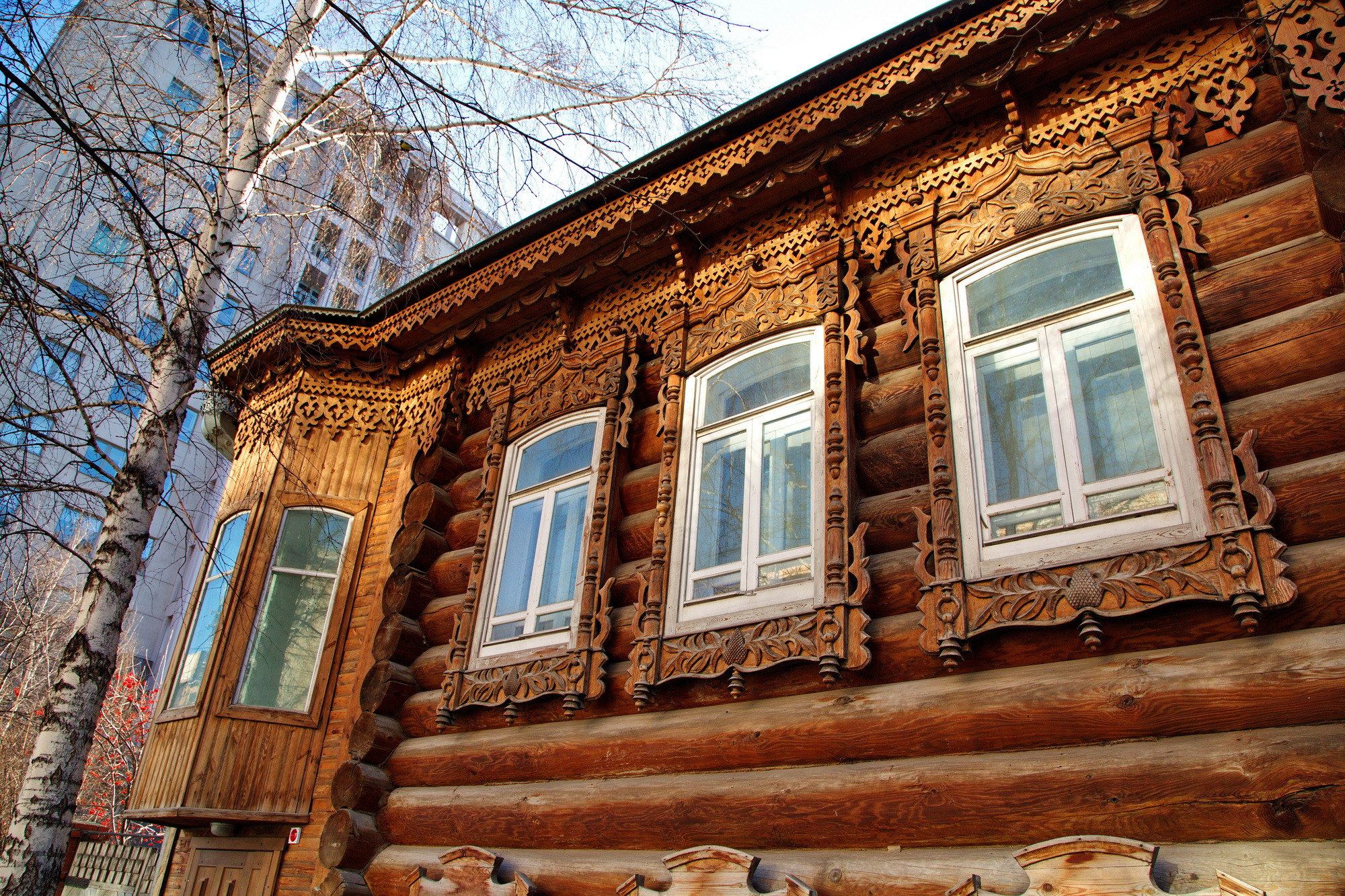 Старинные двери и окна