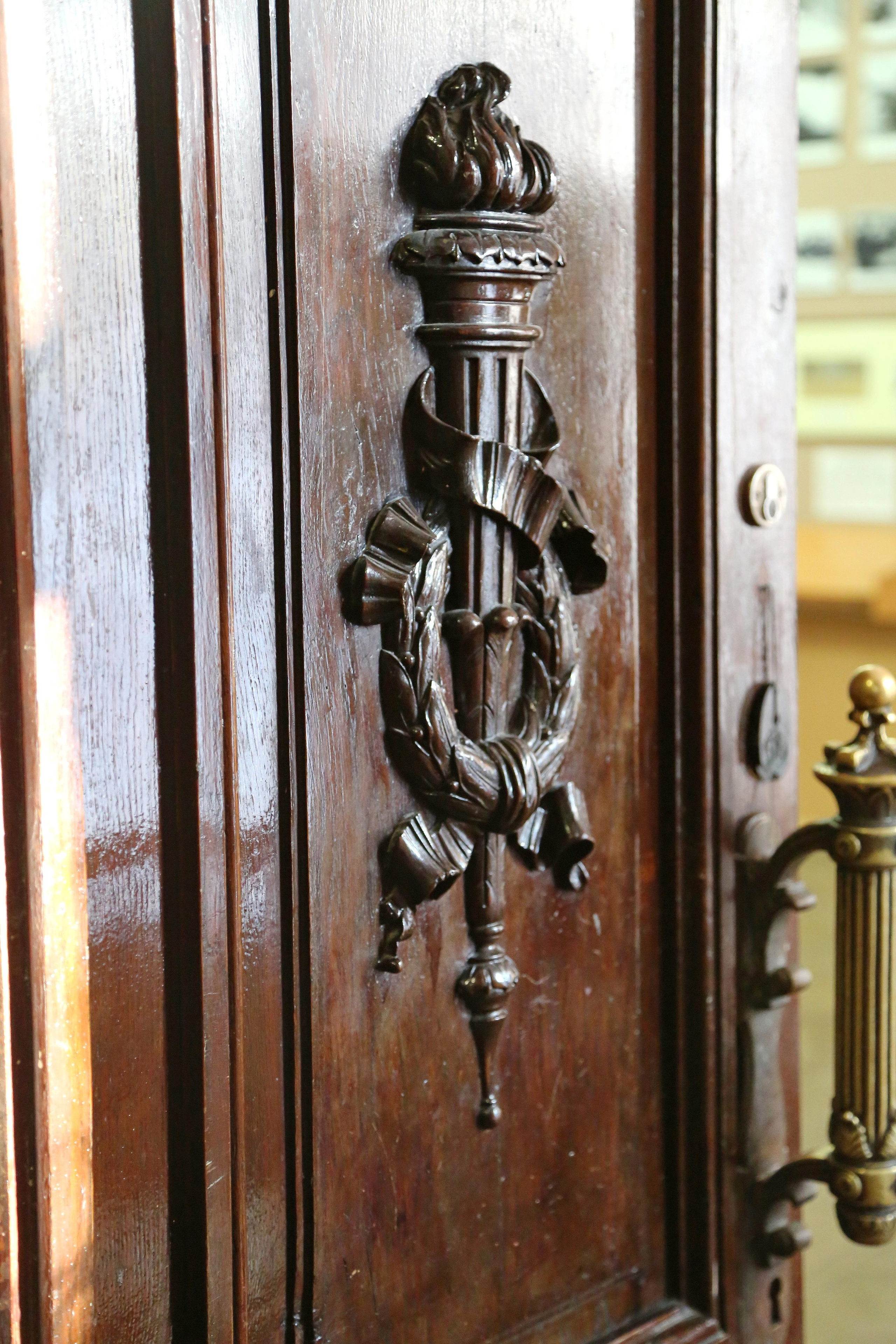 Старинные двери и окна