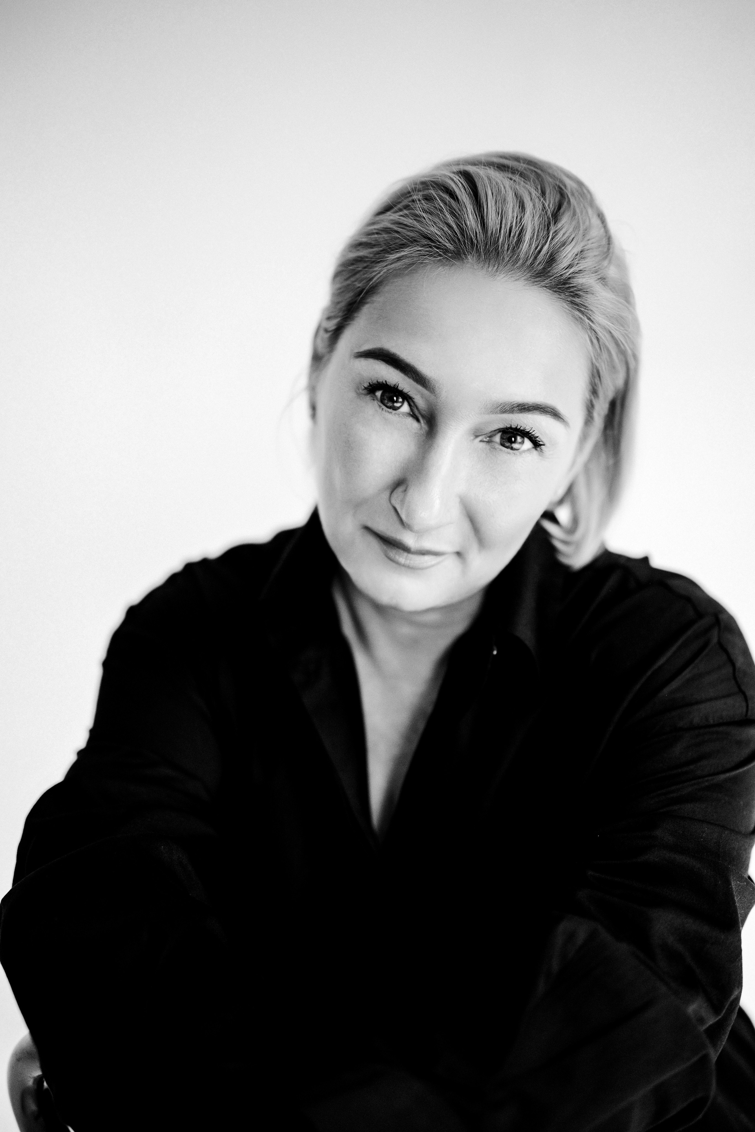 Наташа: съемка в стиле минимализм. Фотограф и видеограф Анна Жагорина