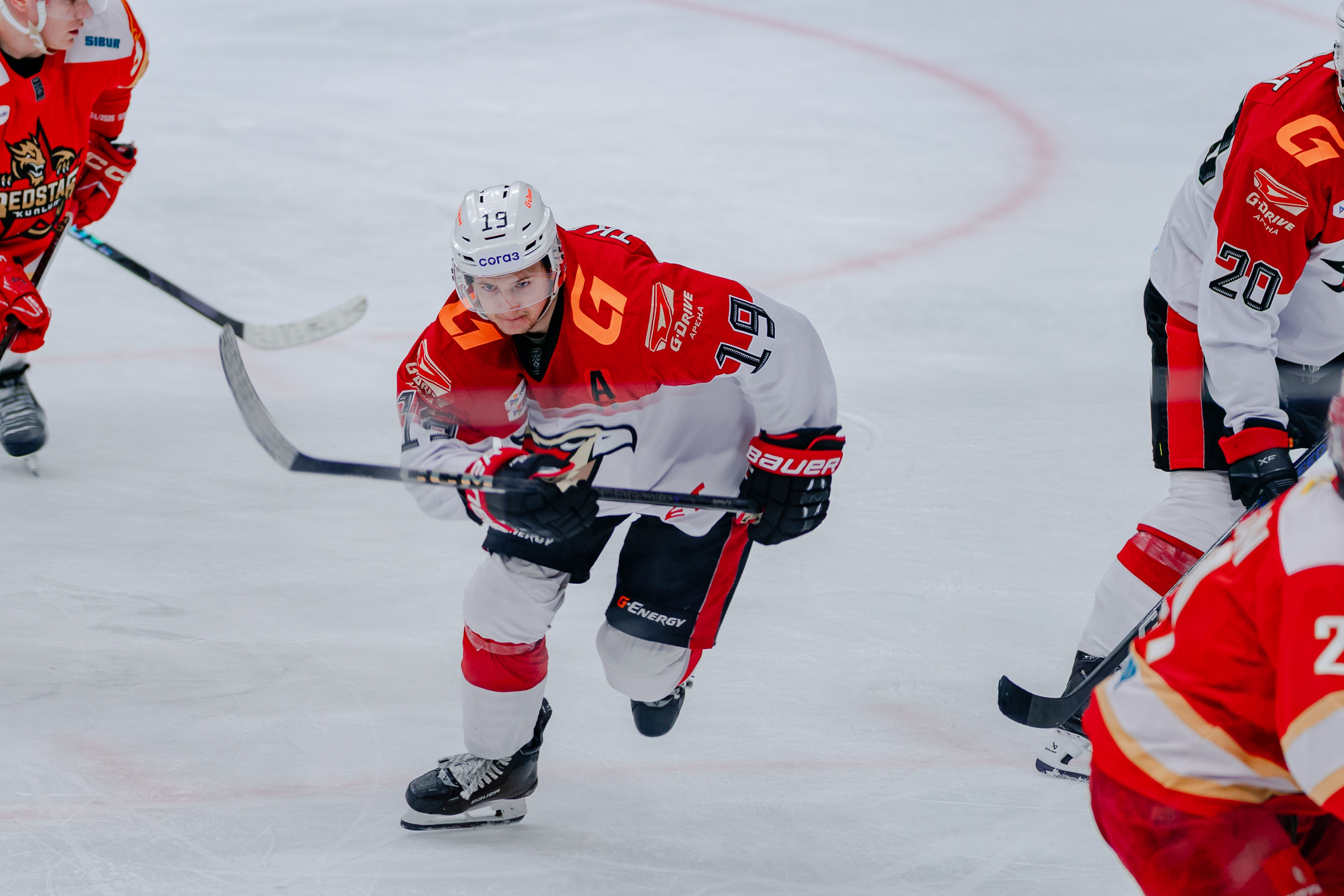 КХЛ КУНЬЛУНЬ РС — АВАНГАРД 22 МАРТА 2025. Репортажный фотограф в Москве Измалков Артем