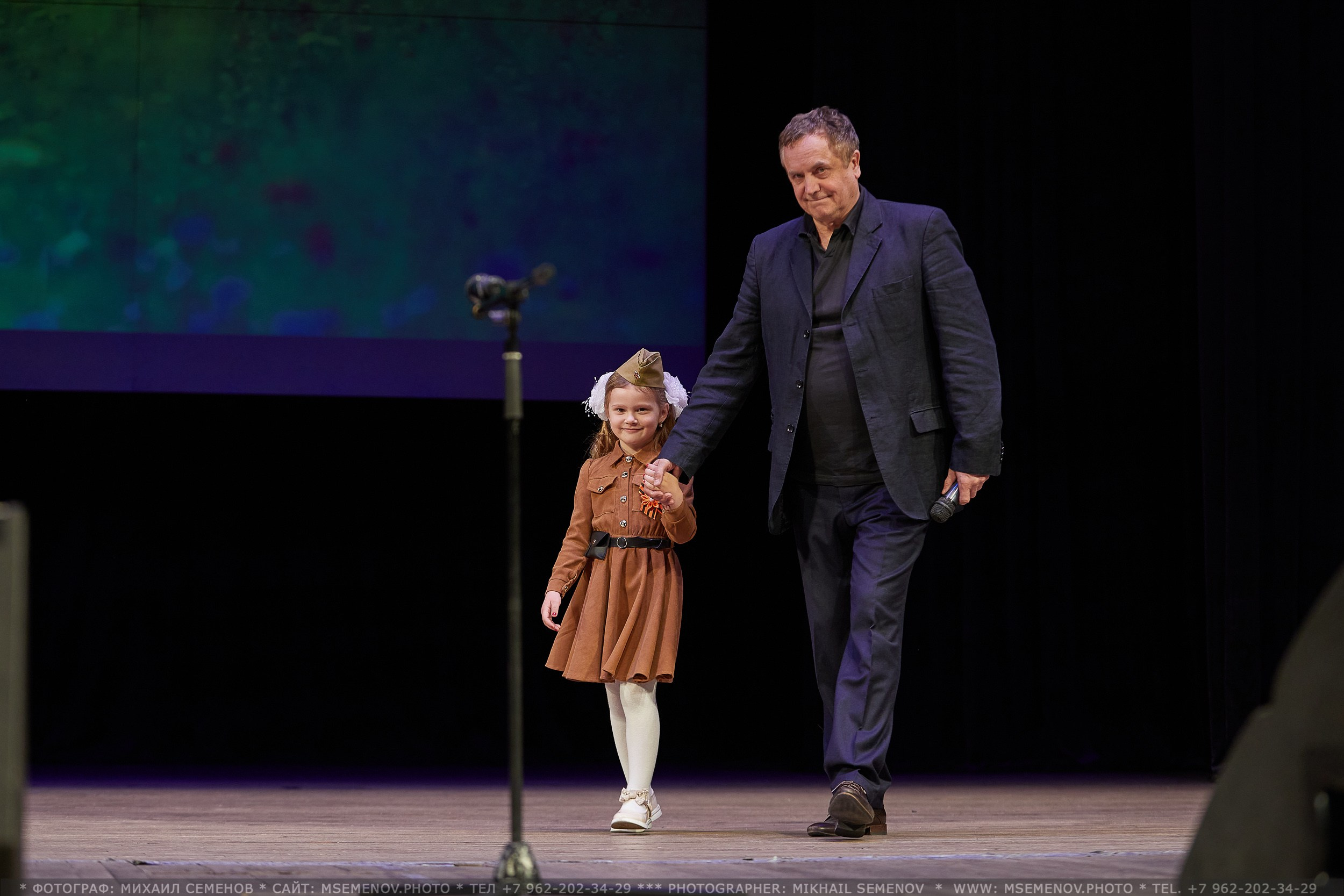 АНОНС фоторепортажа «Культура в помощь Донбассу». Photographer for business Mikhail Semenov. Aqua photo studio, photo school