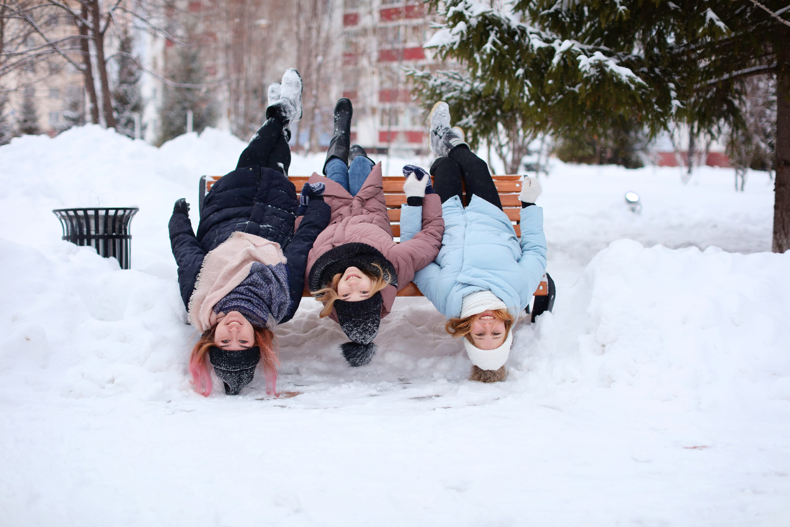 Зима 9,11 класс. Современные выпускные альбомы. Мы делаем не просто альбомы, а стильные фотокниги