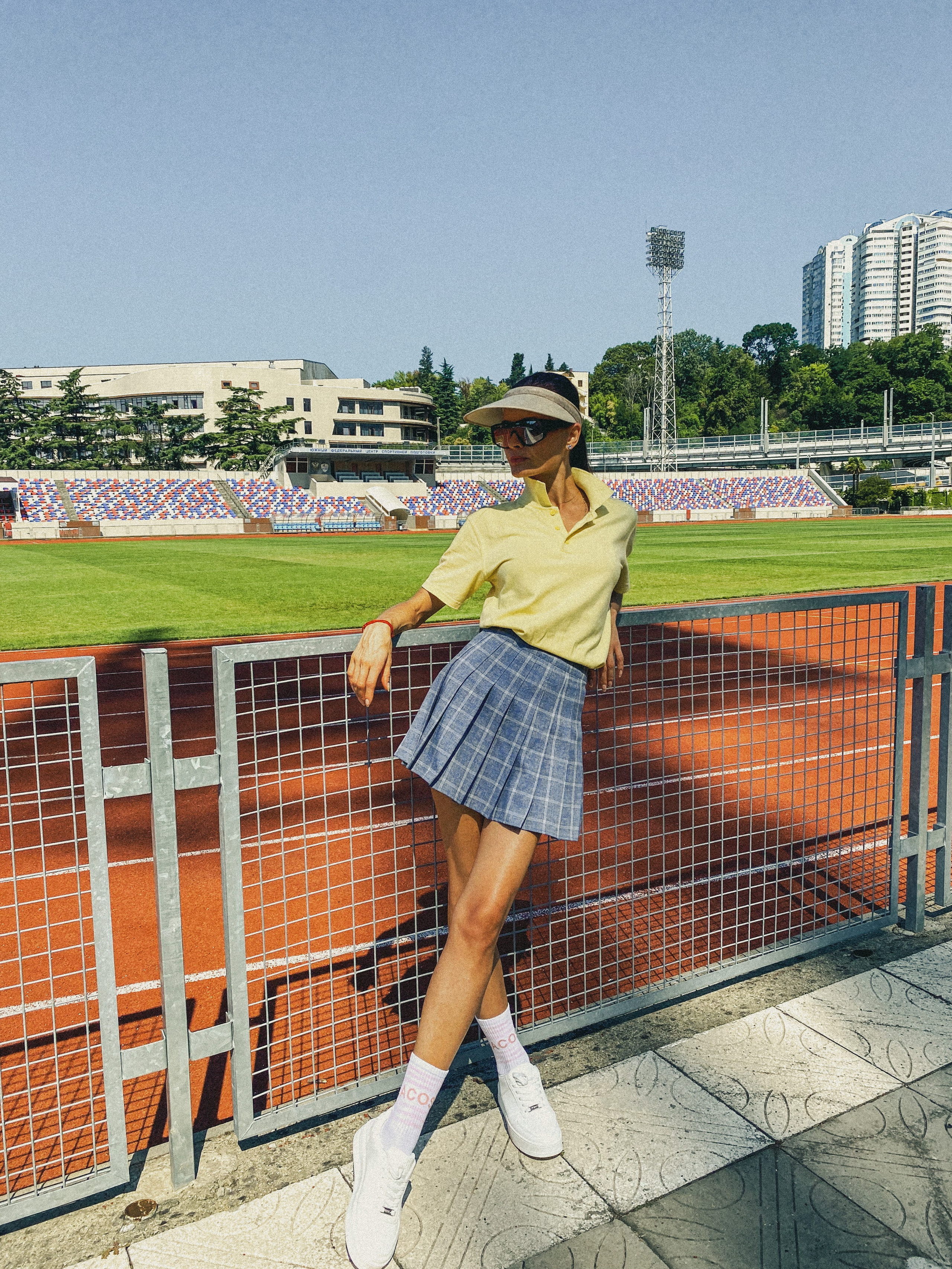 Ретро на сочинском стадионе. Чувственный мобильный фотограф в Казани и Сочи Дьяченко Дарья