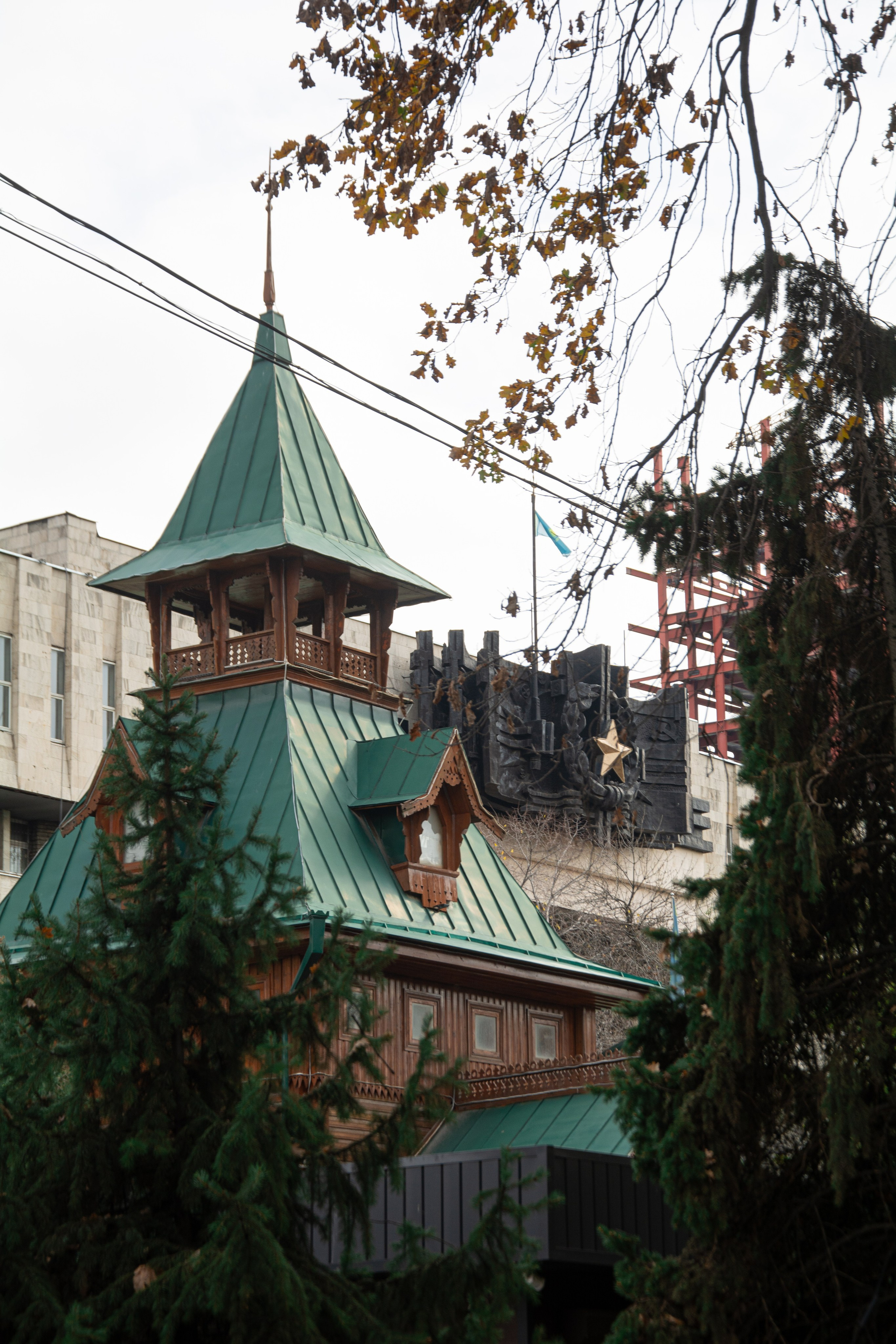 Парк 28 панфиловцев в Алматы — история и достопримечательности