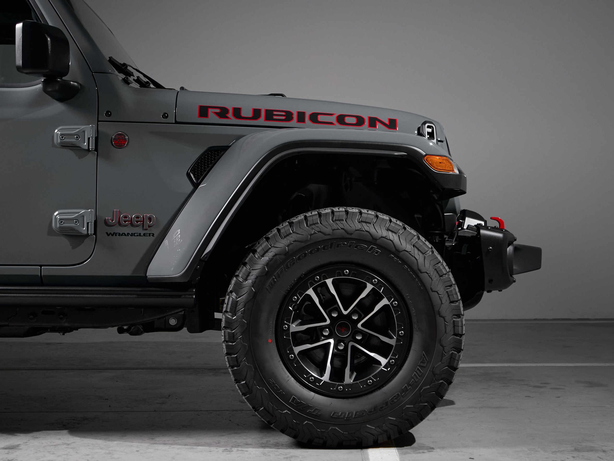 Автомобильный фотограф в Санкт-Петербурге Антон Гумен | Фотосессии авто для автосалонов