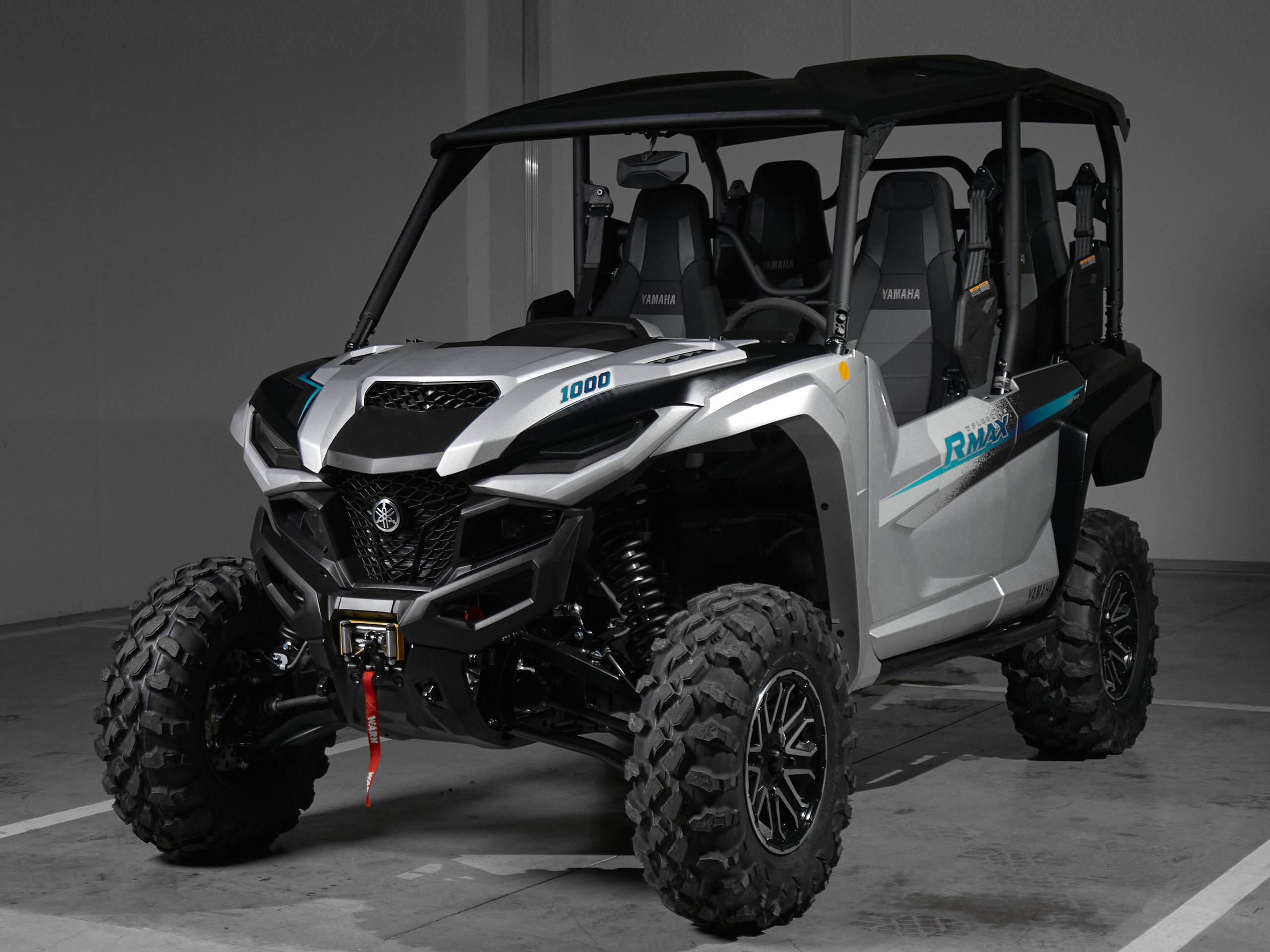 Автомобильный фотограф в Санкт-Петербурге Антон Гумен | Фотосессии авто для автосалонов