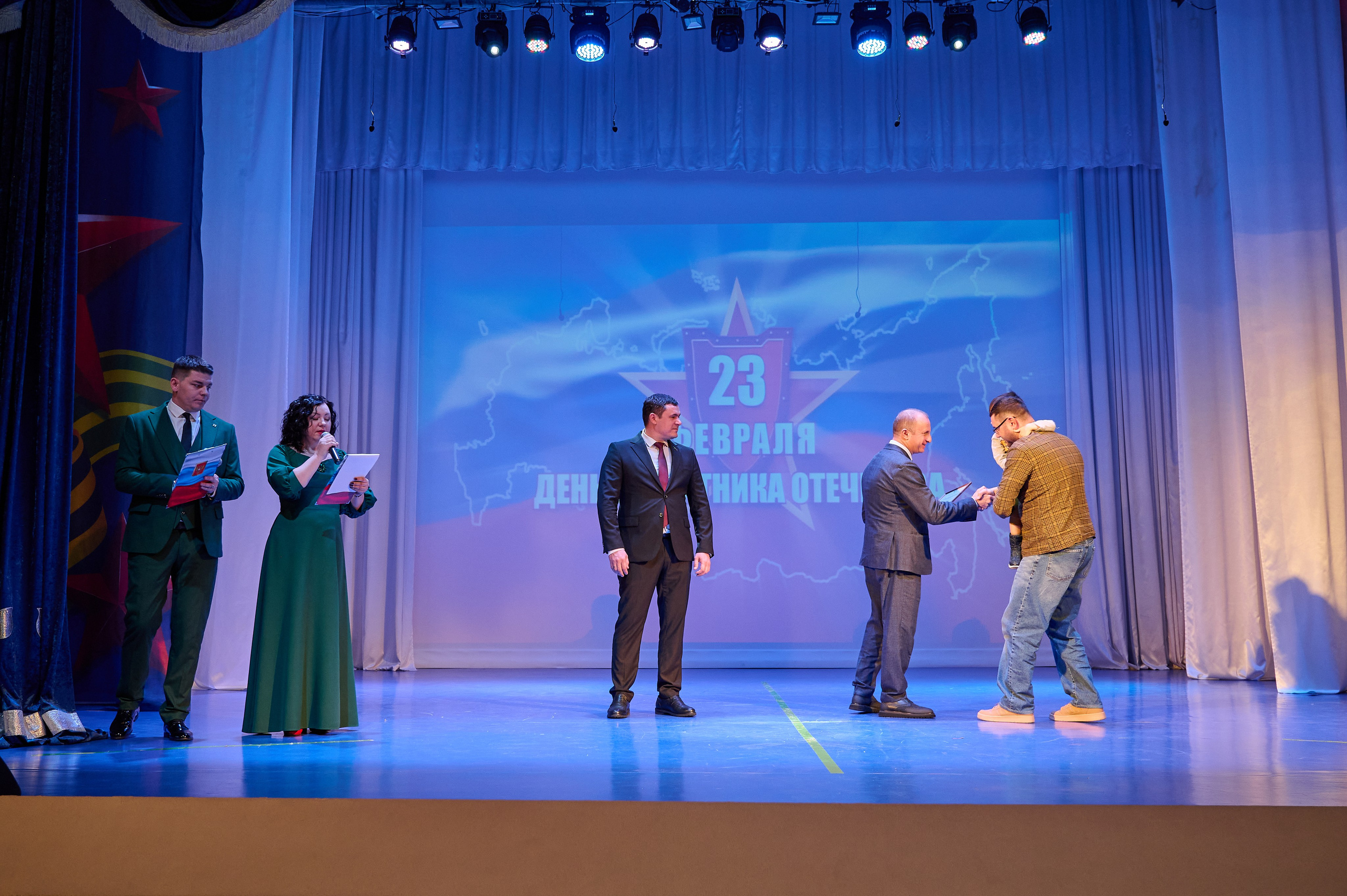 23 февраля Марьина роща. Жизнь курорта Кабардинка в фотографиях