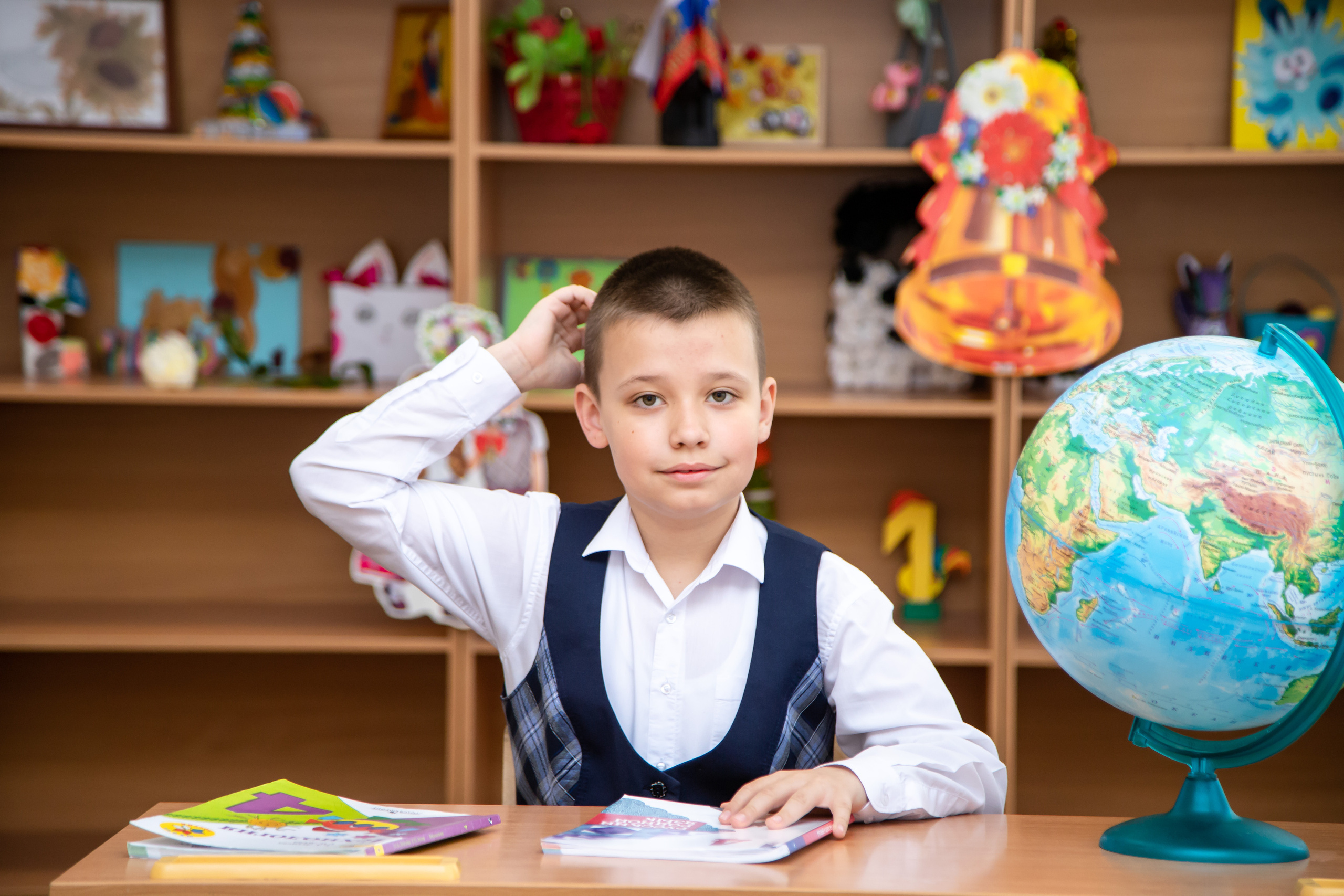 Выпускной альбом четвертый класс. Выпускной альбом Шахты Ростов