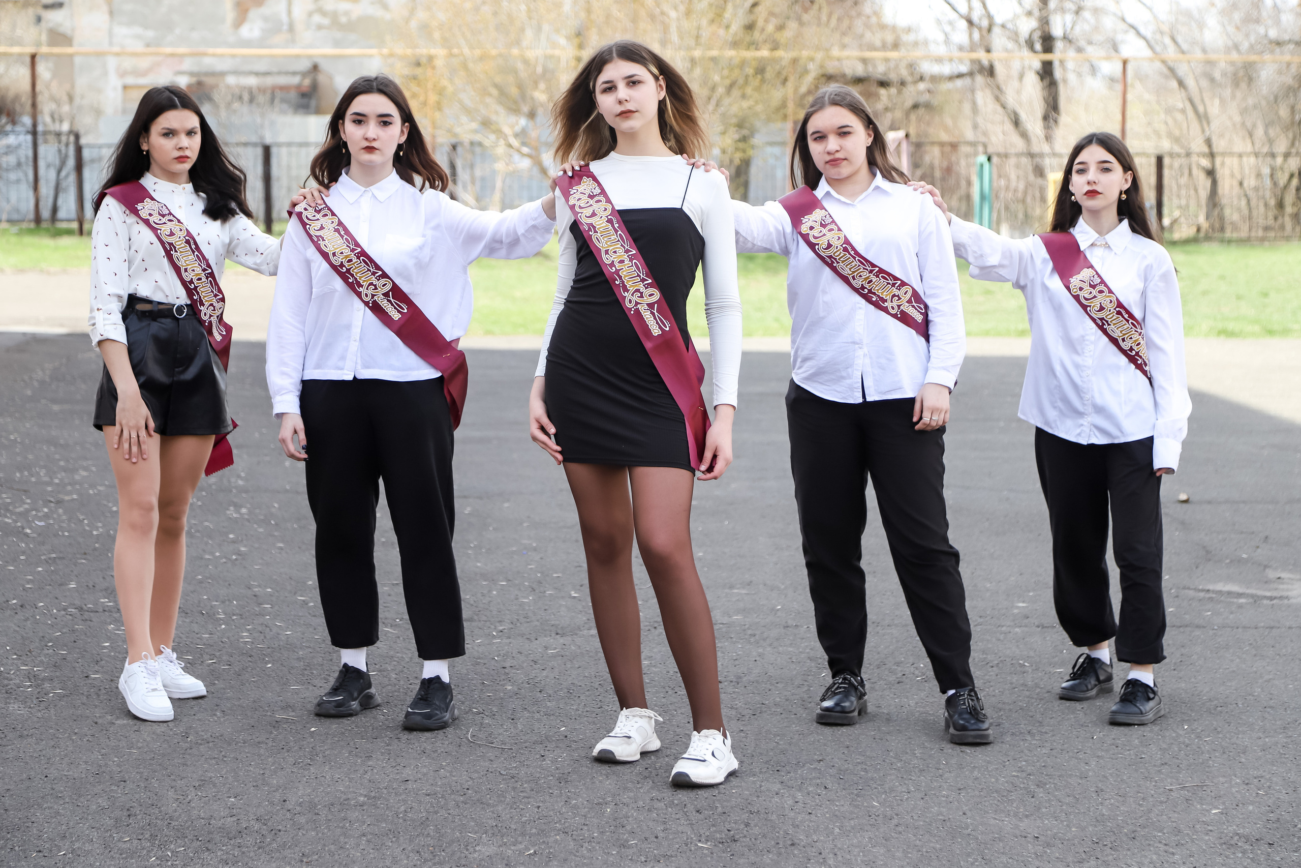 Школьная фотосессия в г. Донецке Ростовская обл. Выпускной альбом Шахты Ростов