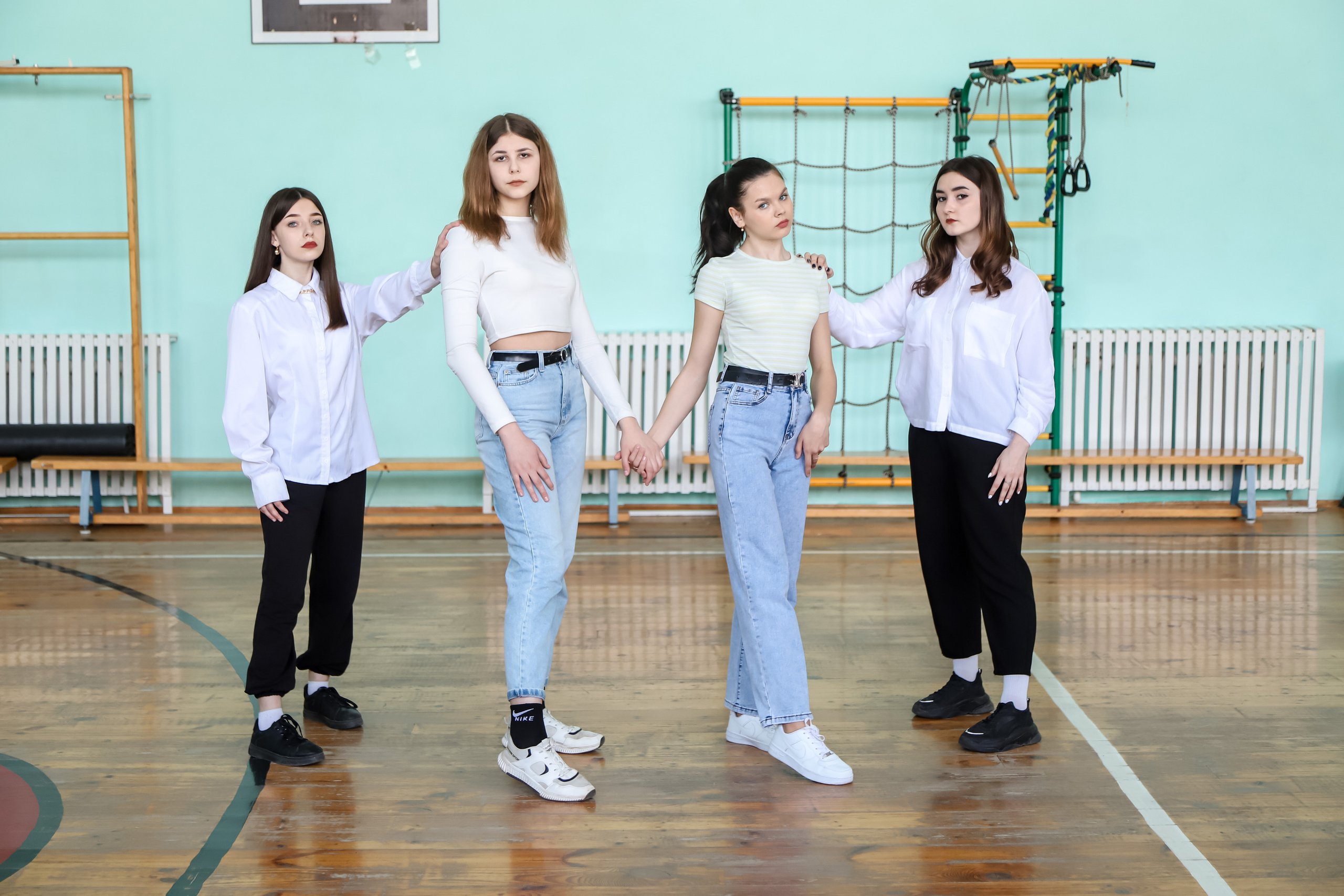 Школьная фотосессия в г. Донецке Ростовская обл. Выпускной альбом Шахты Ростов