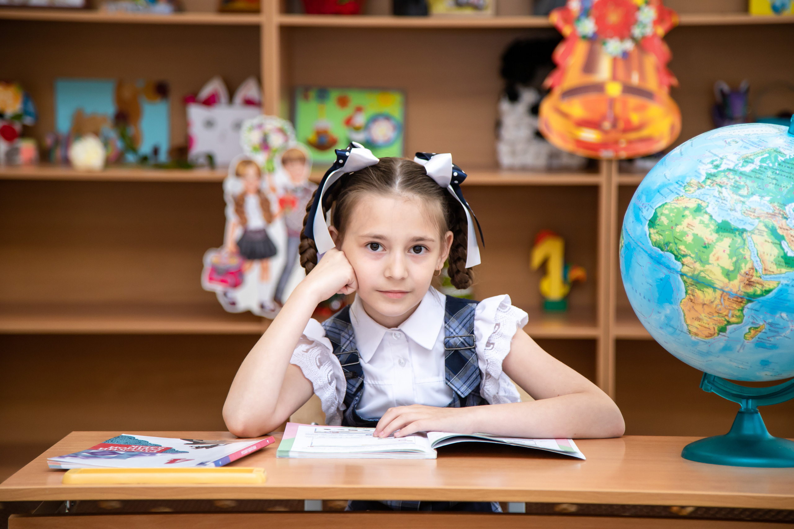 Выпускной альбом четвертый класс. Выпускной альбом Шахты Ростов