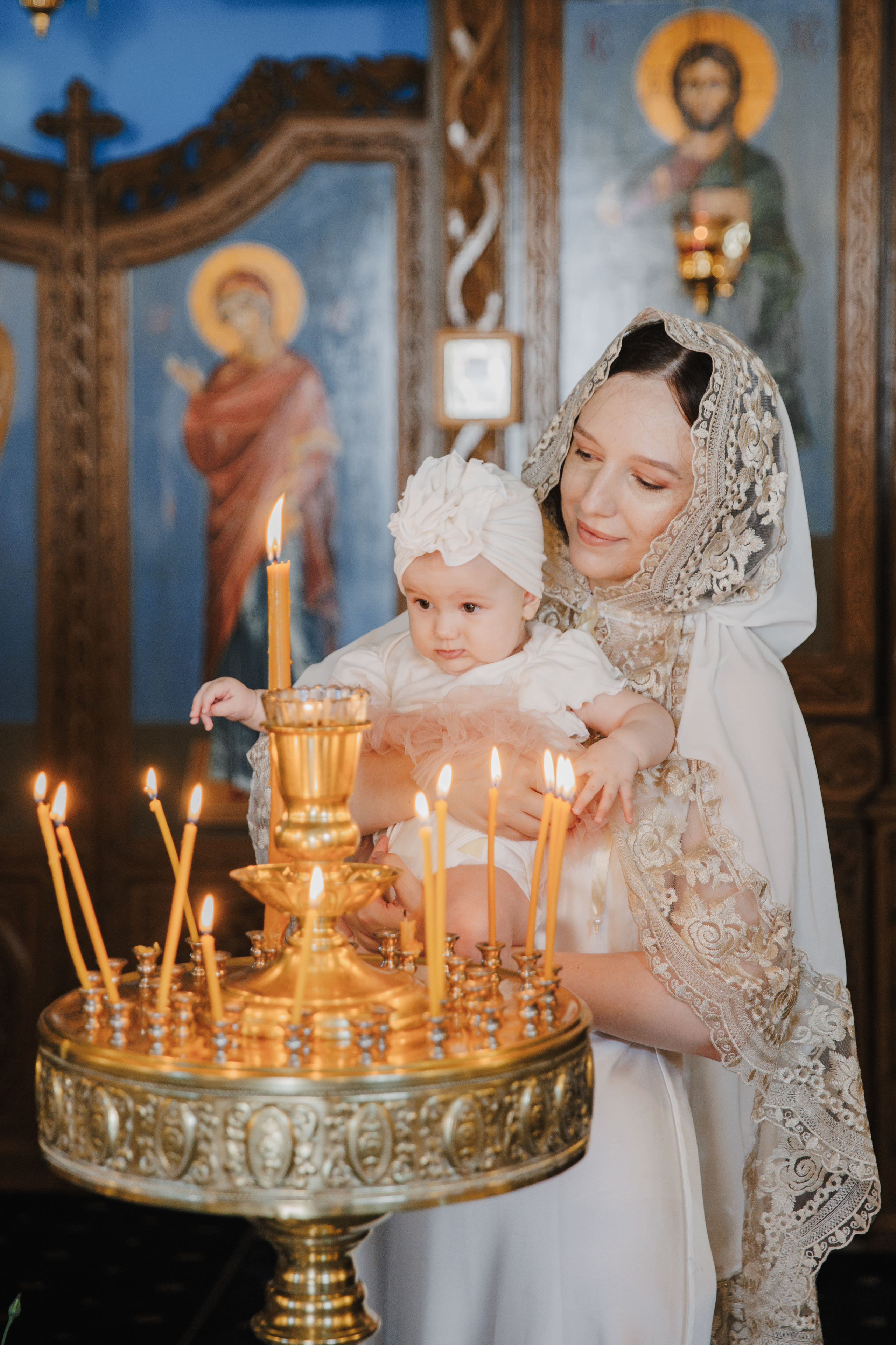 Талантливый фотограф на крещение в Храме Георгия Победоносца. Свадебный фотограф в Абхазии, Сухум, Гагра, Сочи